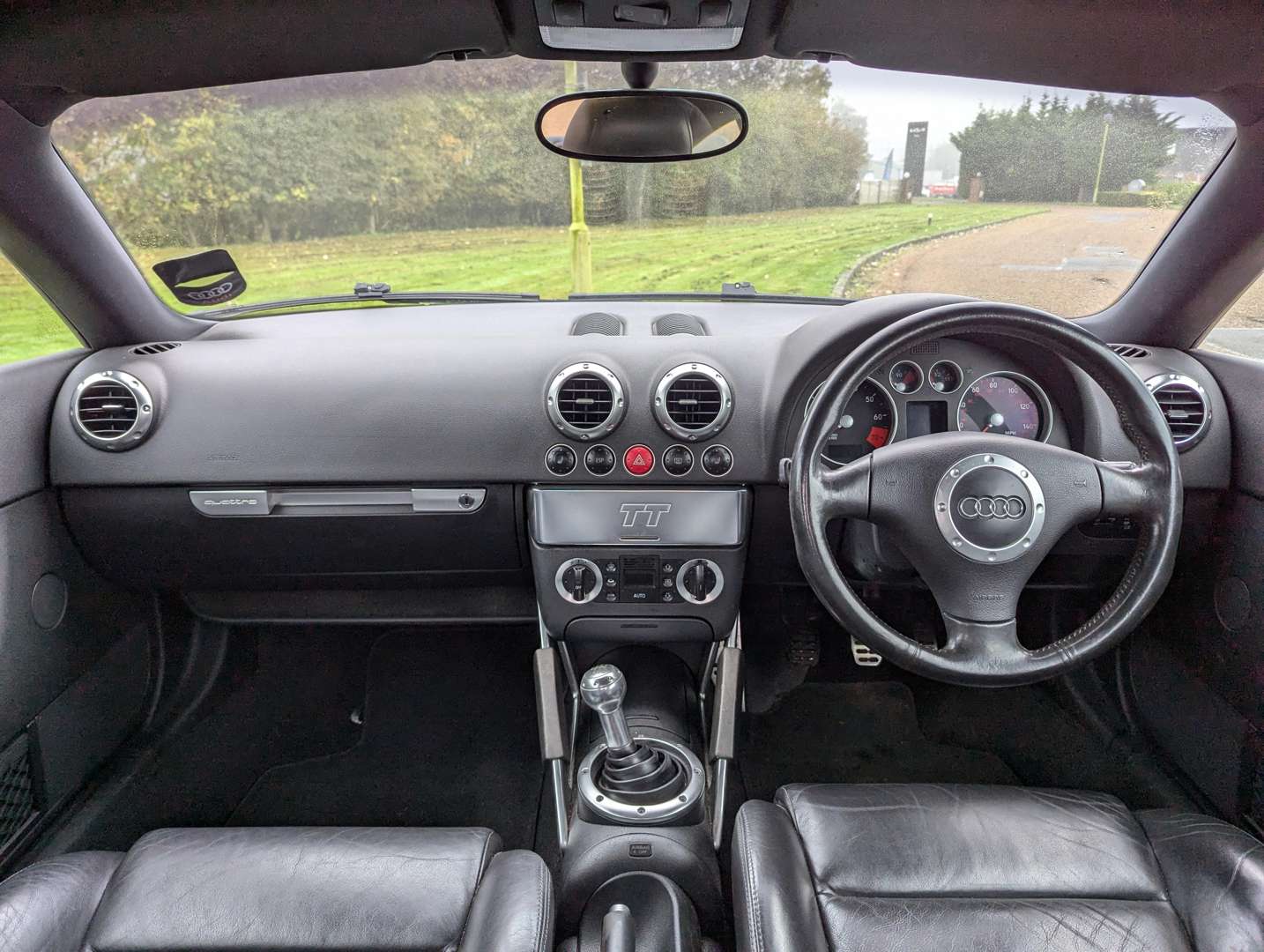 <p>2004 AUDI TT QUATTRO (180 BHP)</p>