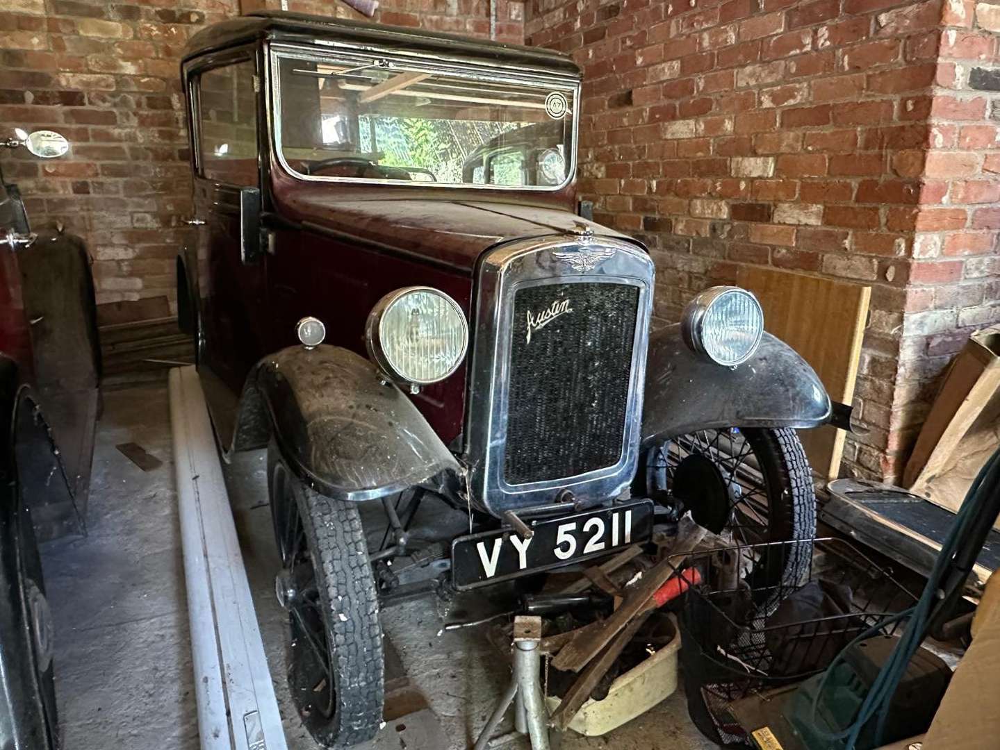 <p>1934 AUSTIN 7 SALOON</p>