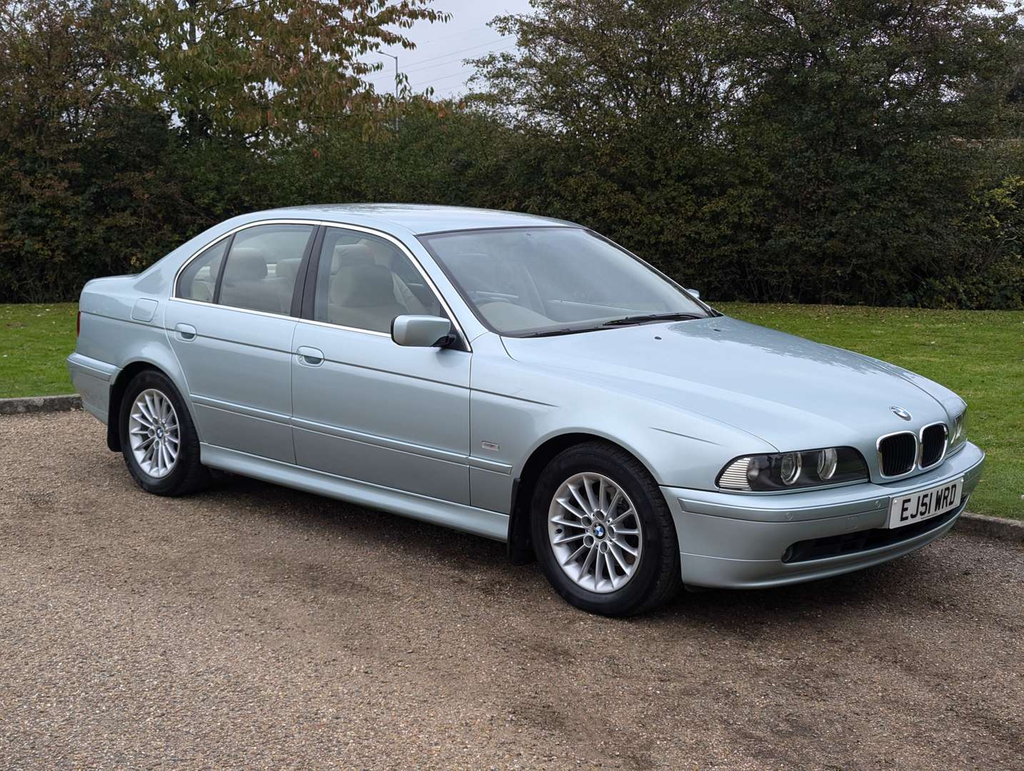 <p>2001 BMW E39 525D SE ONE OWNER&nbsp;</p>