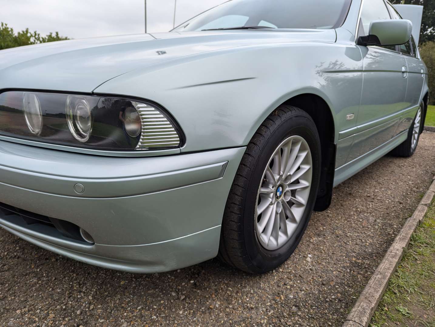 <p>2001 BMW E39 525D SE ONE OWNER&nbsp;</p>