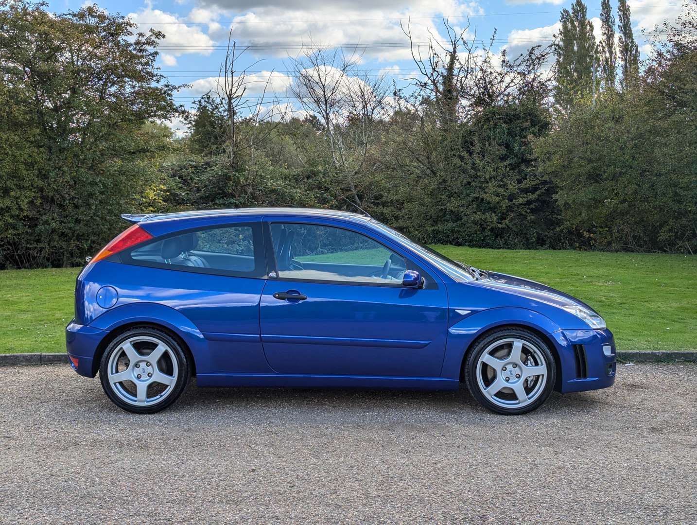 <p>2003 FORD FOCUS RS 5,630 MILES ONE OWNER</p>