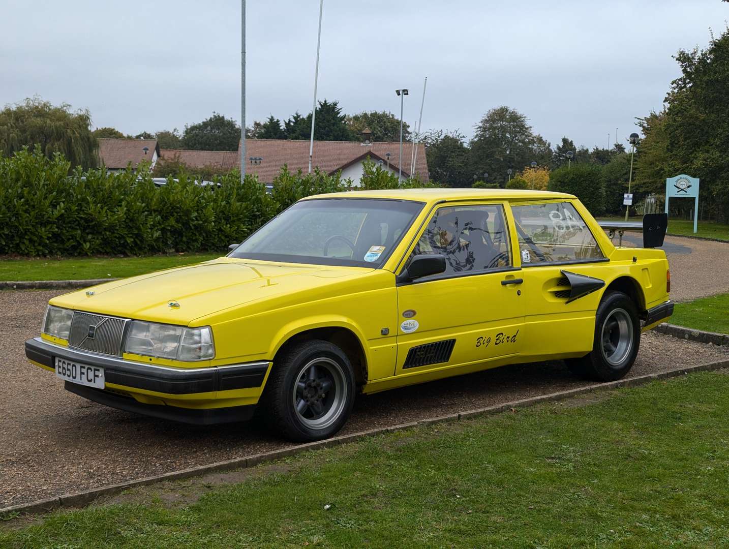 <p>1988 VOLVO 760 GLE AUTO</p>