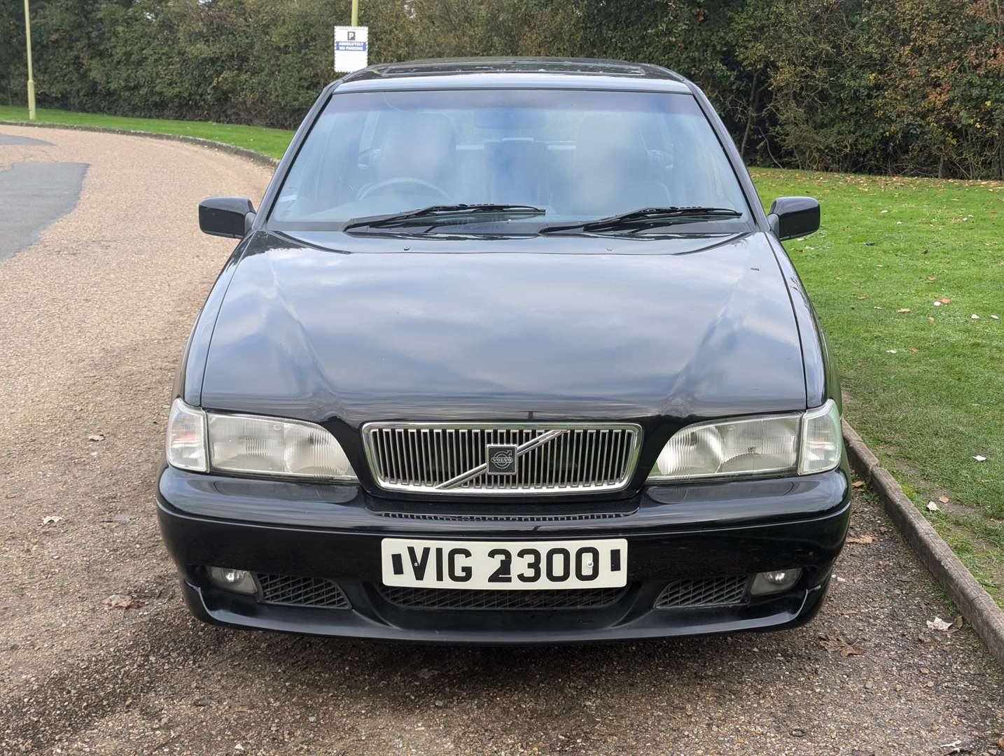 <p>1997 VOLVO V70 R ESTATE</p>