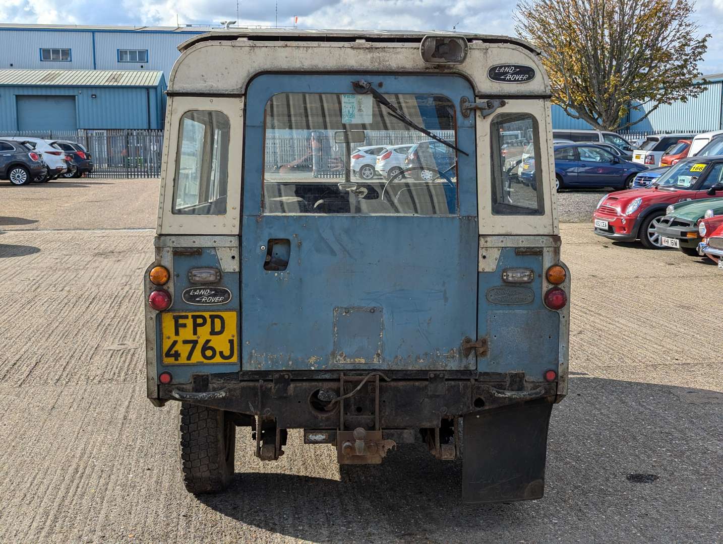 <p>1971 LAND ROVER 88" SERIES IIA&nbsp;</p>