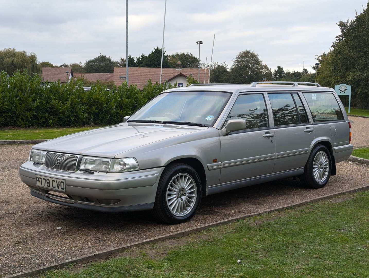 <p>1996 VOLVO 960 24V ESTATE AUTO</p>