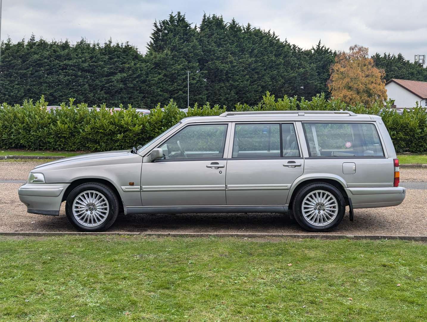 <p>1996 VOLVO 960 24V ESTATE AUTO</p>