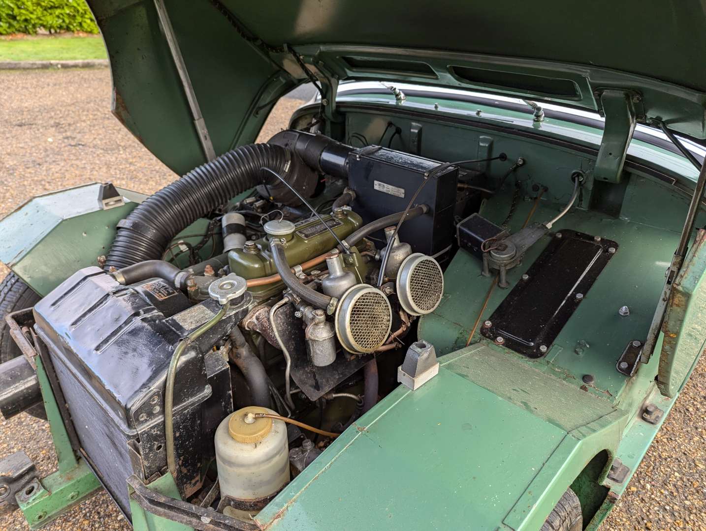 <p>1961 AUSTIN HEALEY SPRITE FROGEYE &nbsp;</p>