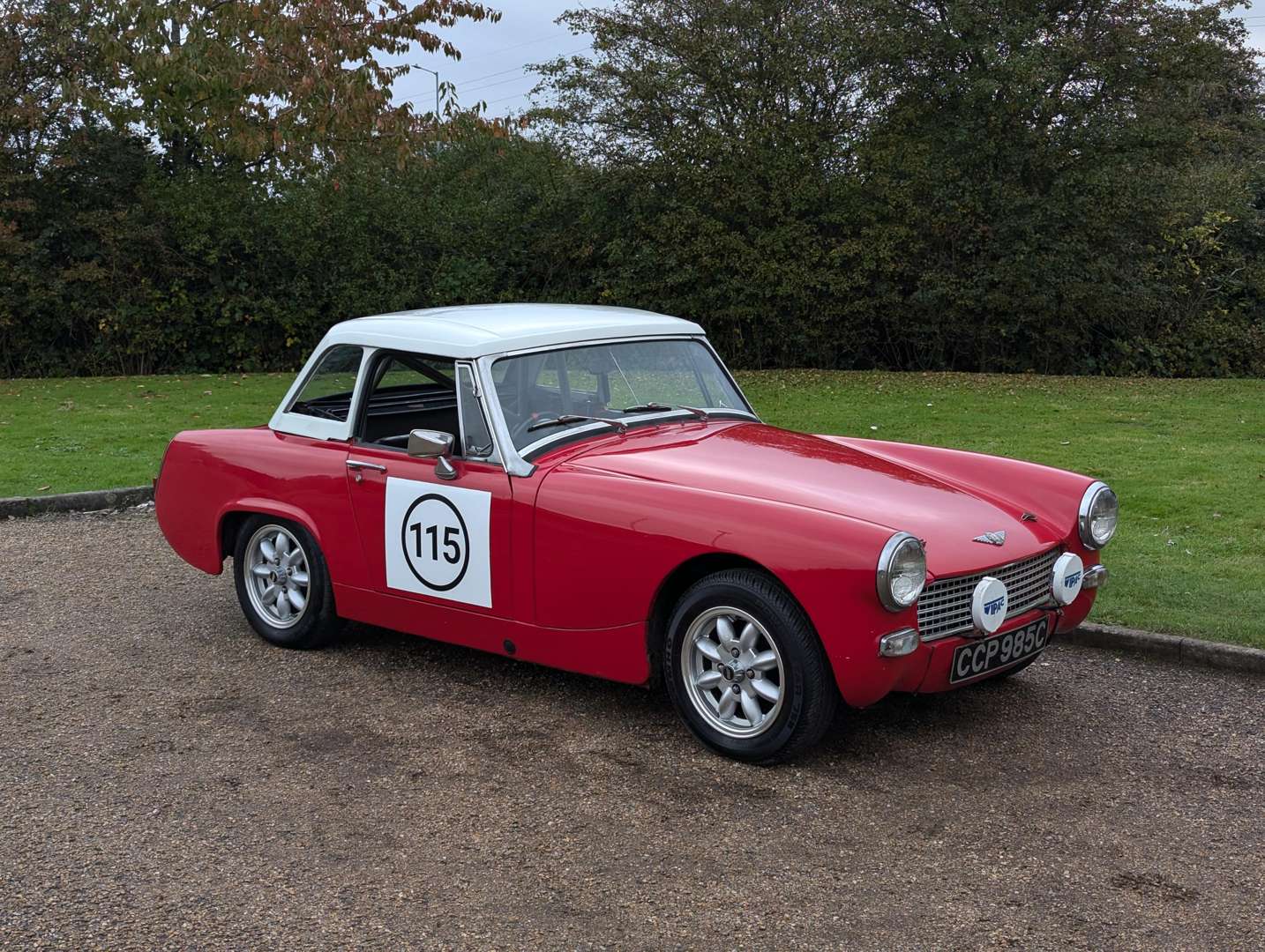 <p>1965 AUSTIN HEALEY SPRITE</p>