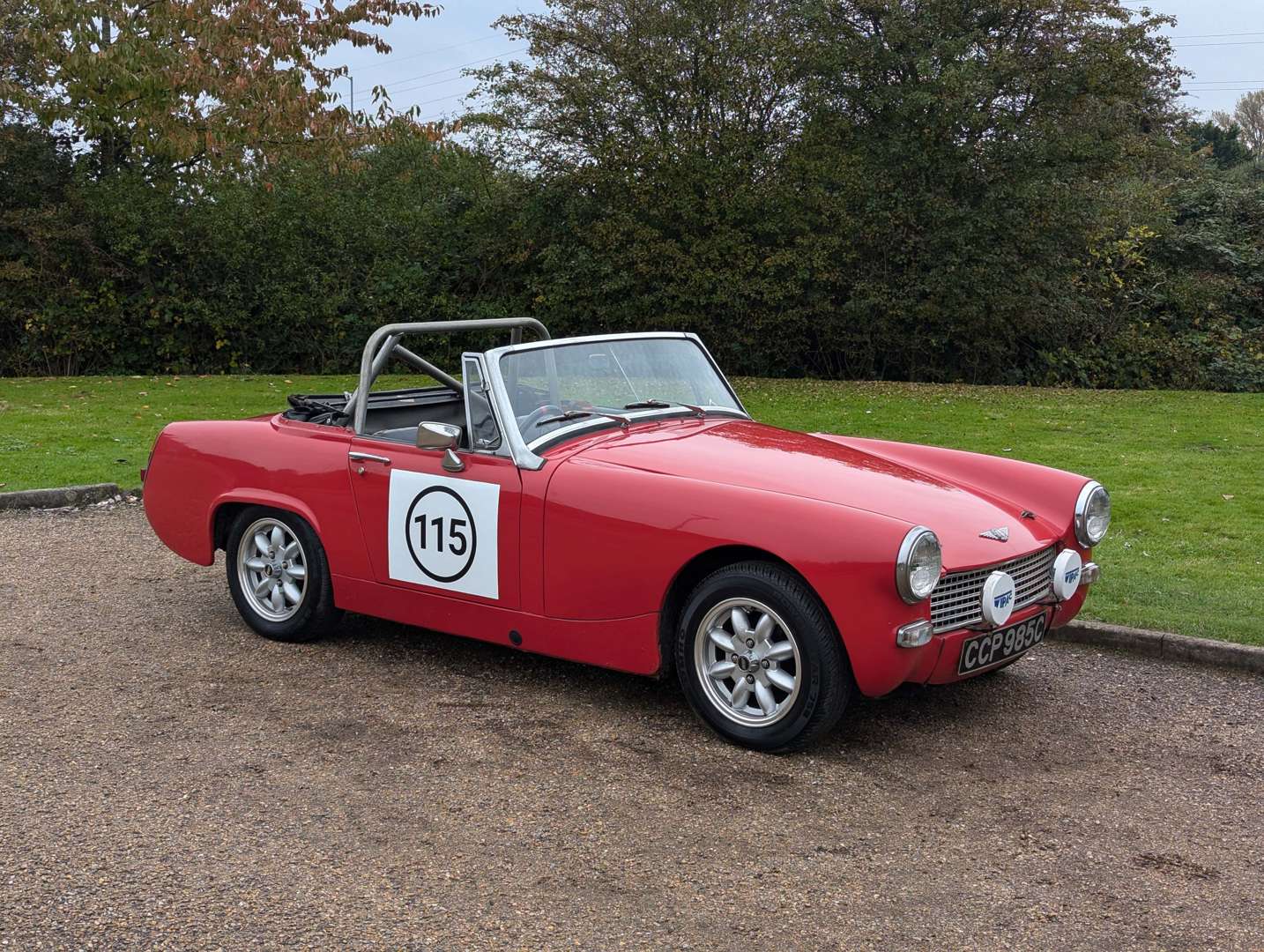 <p>1965 AUSTIN HEALEY SPRITE</p>