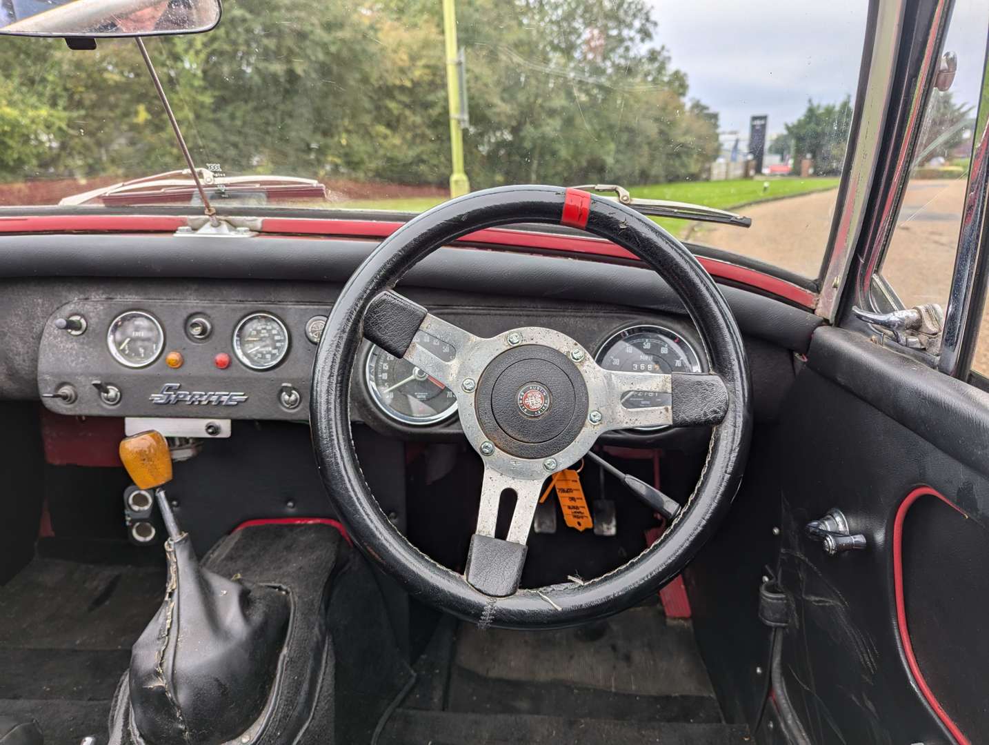 <p>1965 AUSTIN HEALEY SPRITE</p>