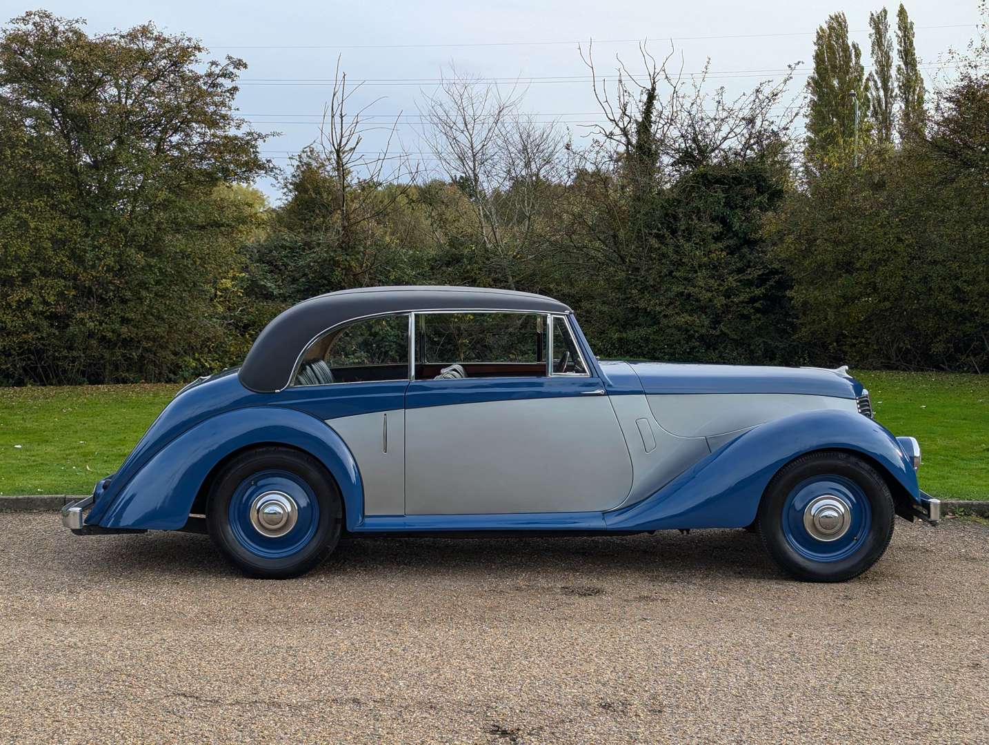 <p>1949 ARMSTRONG SIDDELEY TYPHOON</p>