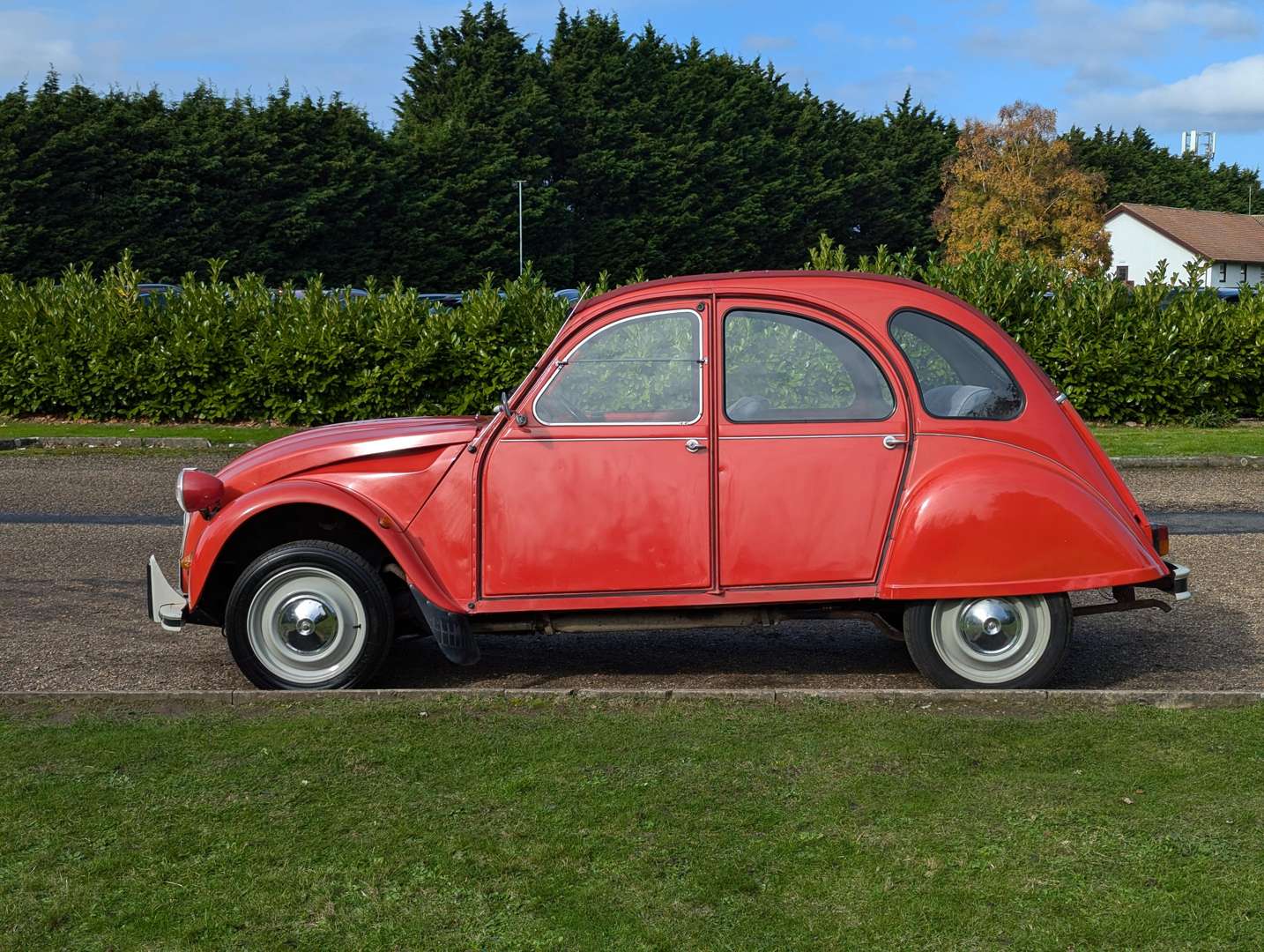 <p>1989 CITROEN 2 CV6 SPECIAL</p>