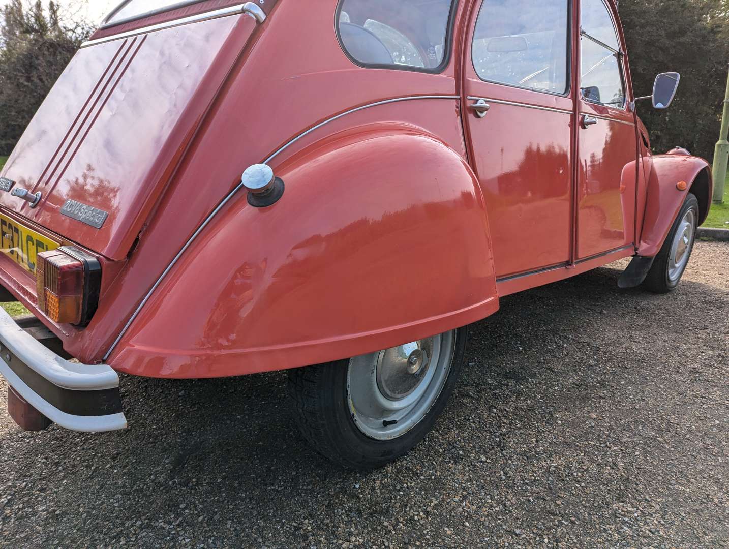 <p>1989 CITROEN 2 CV6 SPECIAL</p>