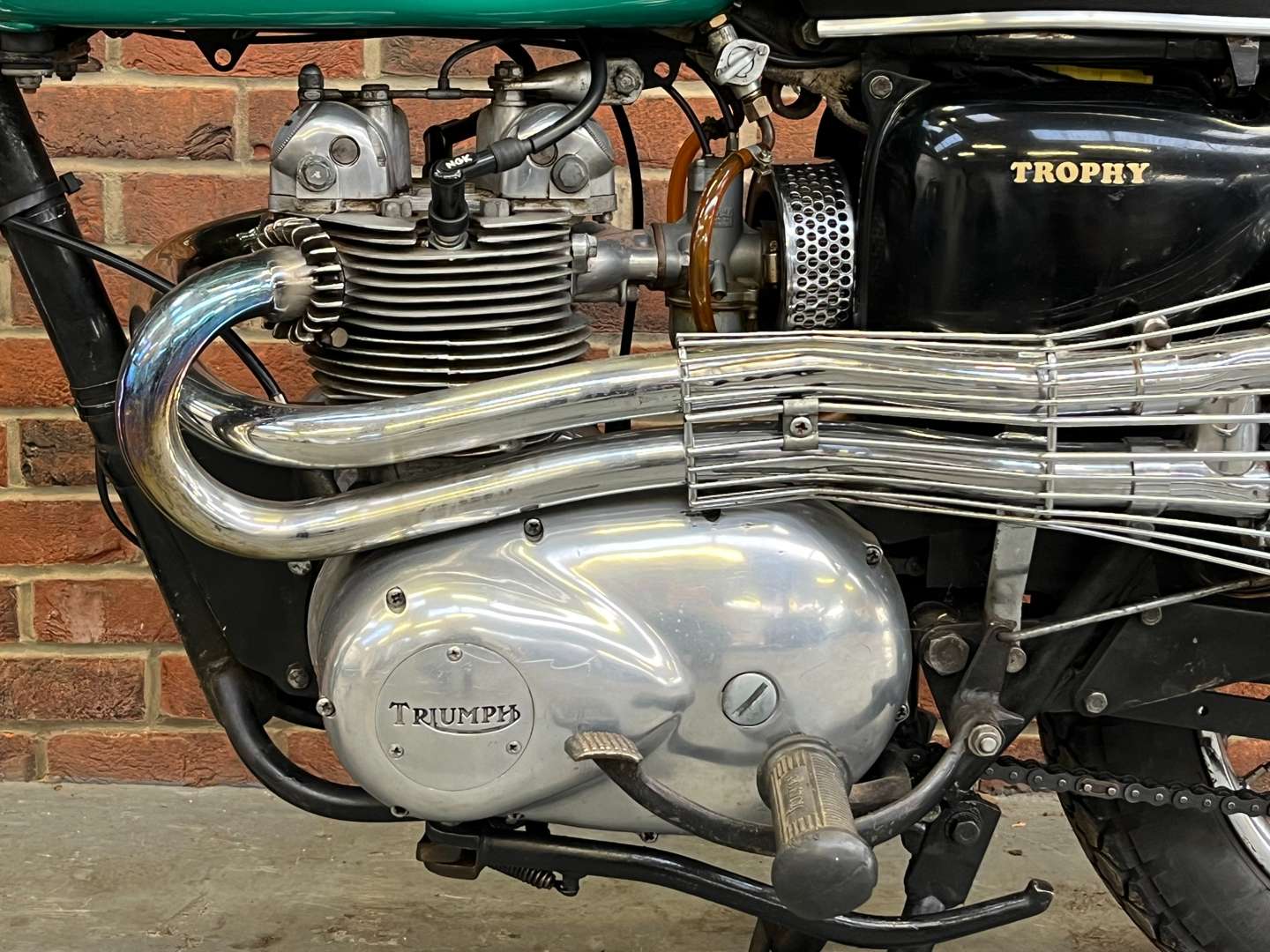 <p>1971 TRIUMPH T100 COMPETITION</p>