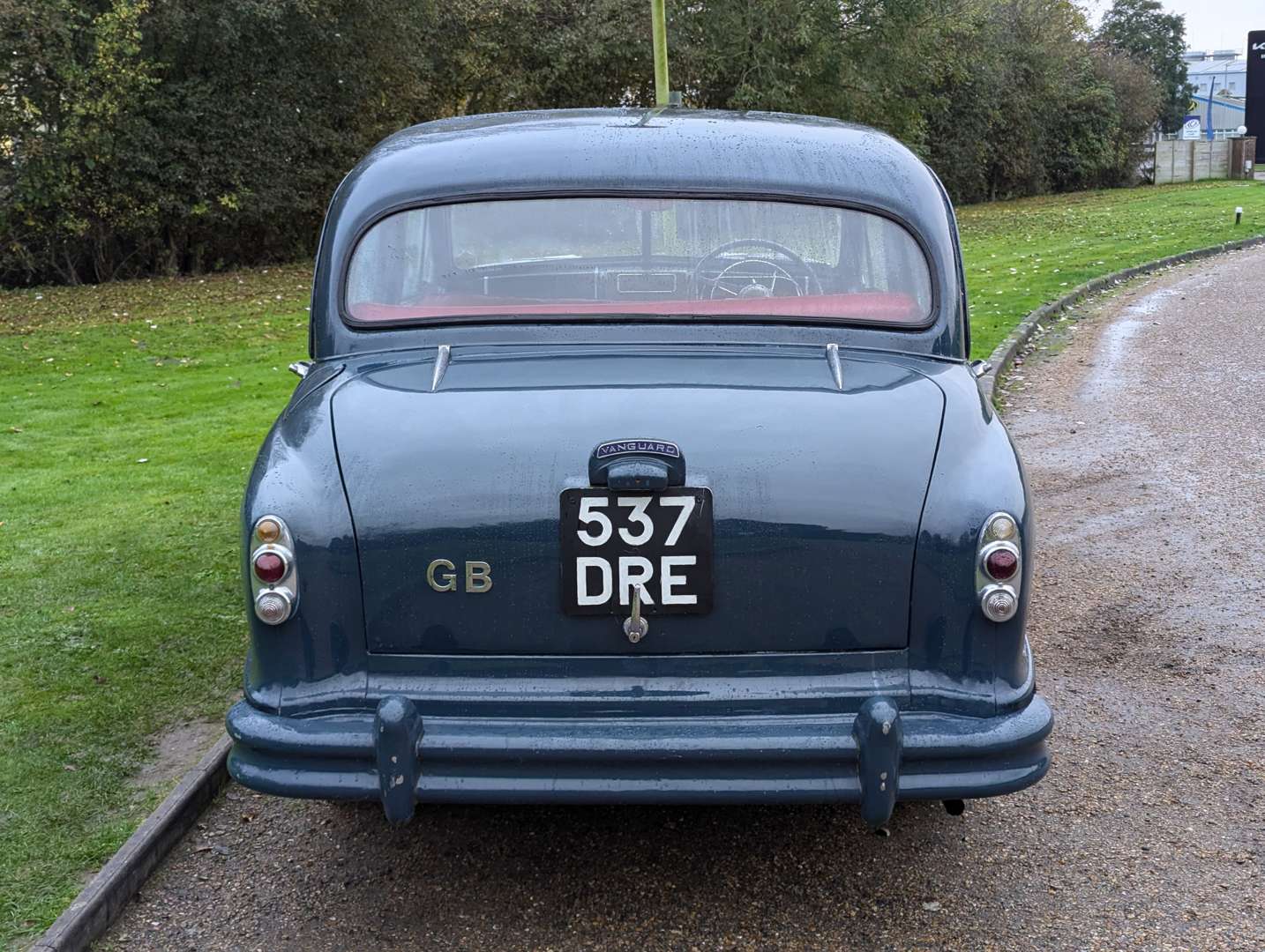 <p>1954 STANDARD VANGUARD</p>