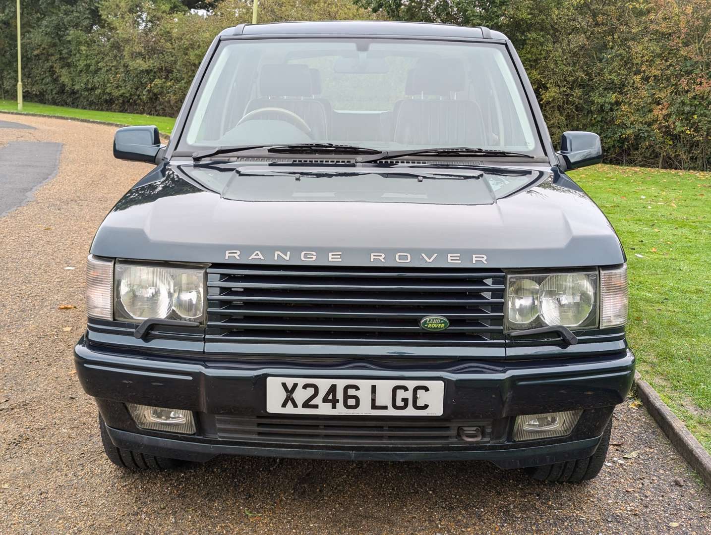 <p>2000 RANGE ROVER 4.6HSE HOLLAND & HOLLAND AUTO</p>