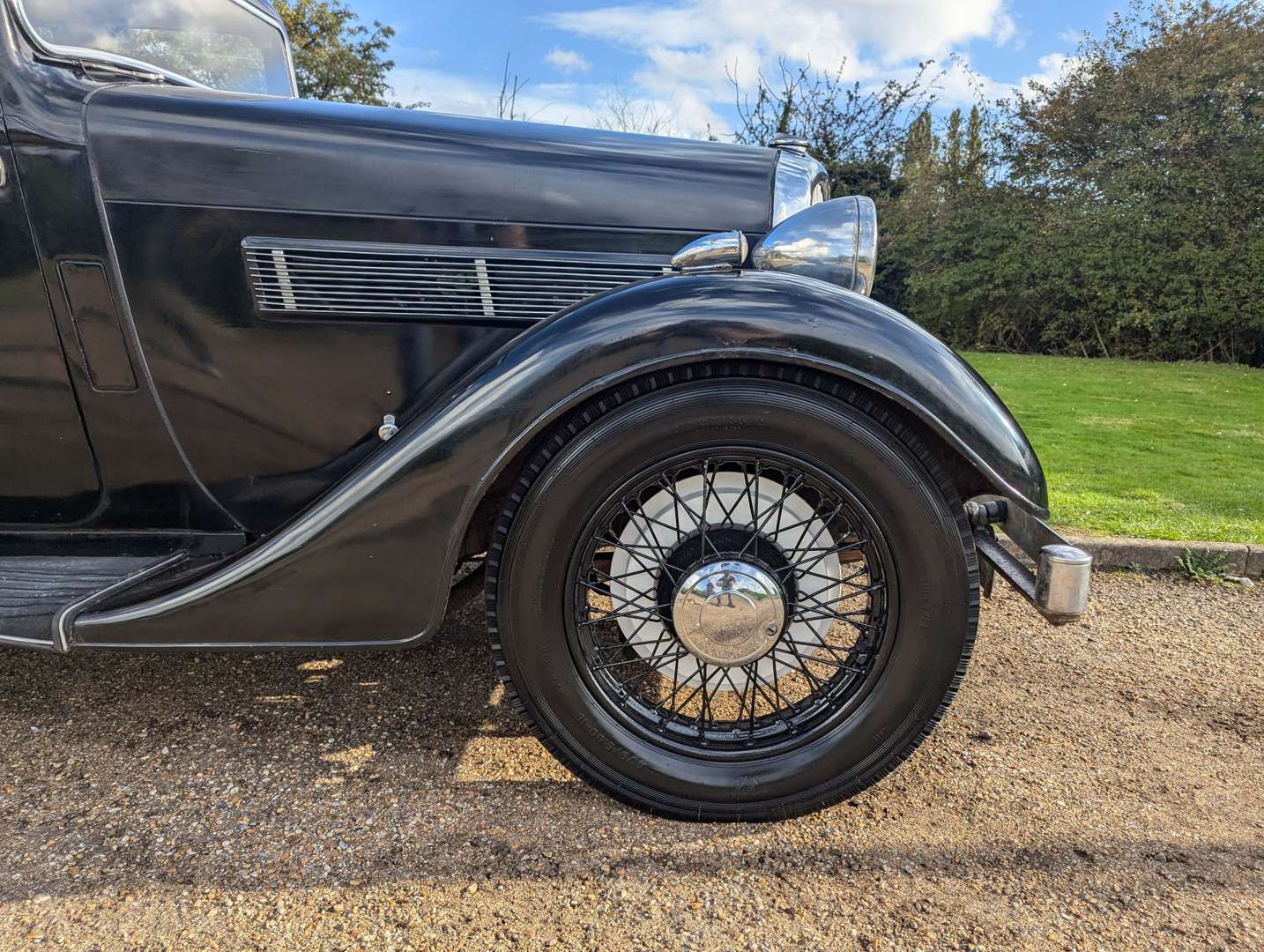 <p>1937 ROVER P2 10</p>