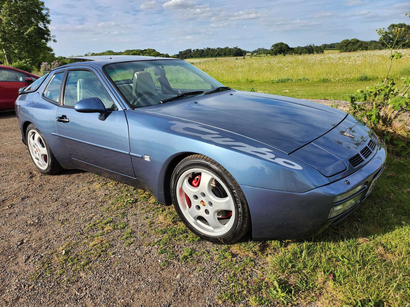 <p>1990 PORSCHE 944 TURBO</p>