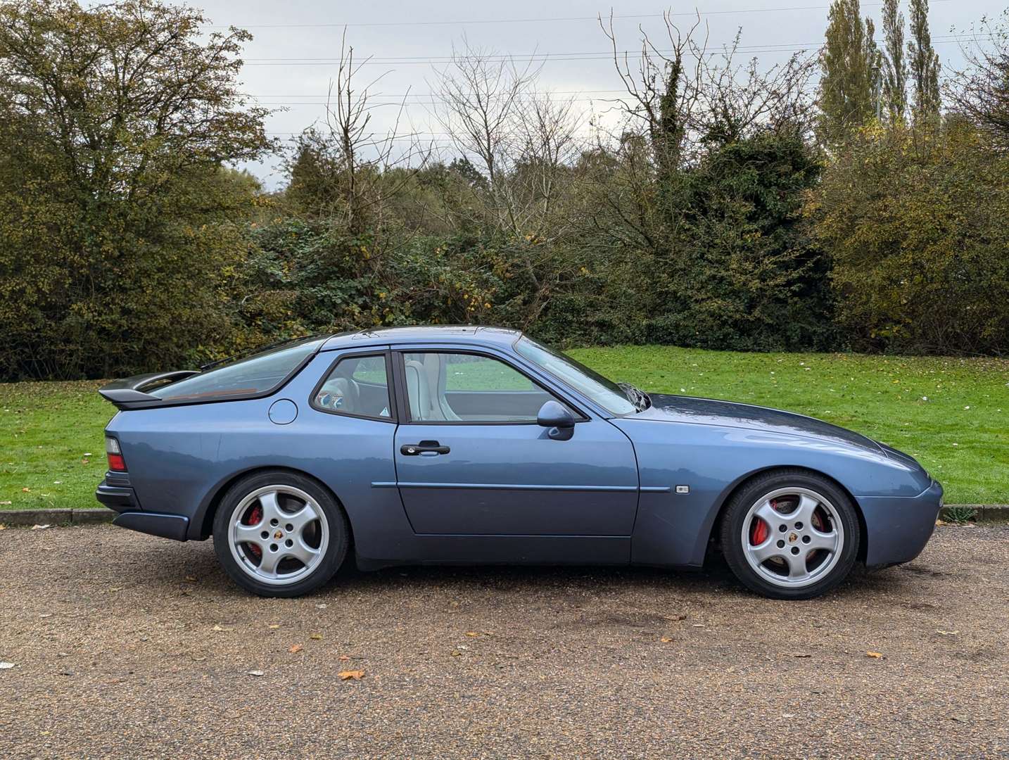 <p>1990 PORSCHE 944 TURBO</p>