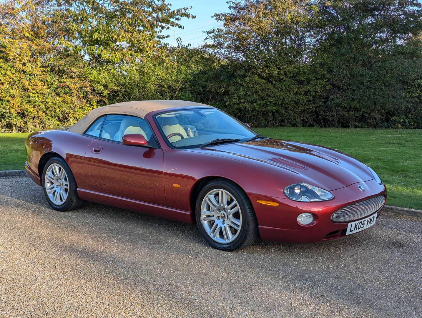 <p>2005 JAGUAR XKR 4.2 CONVERTIBLE</p>