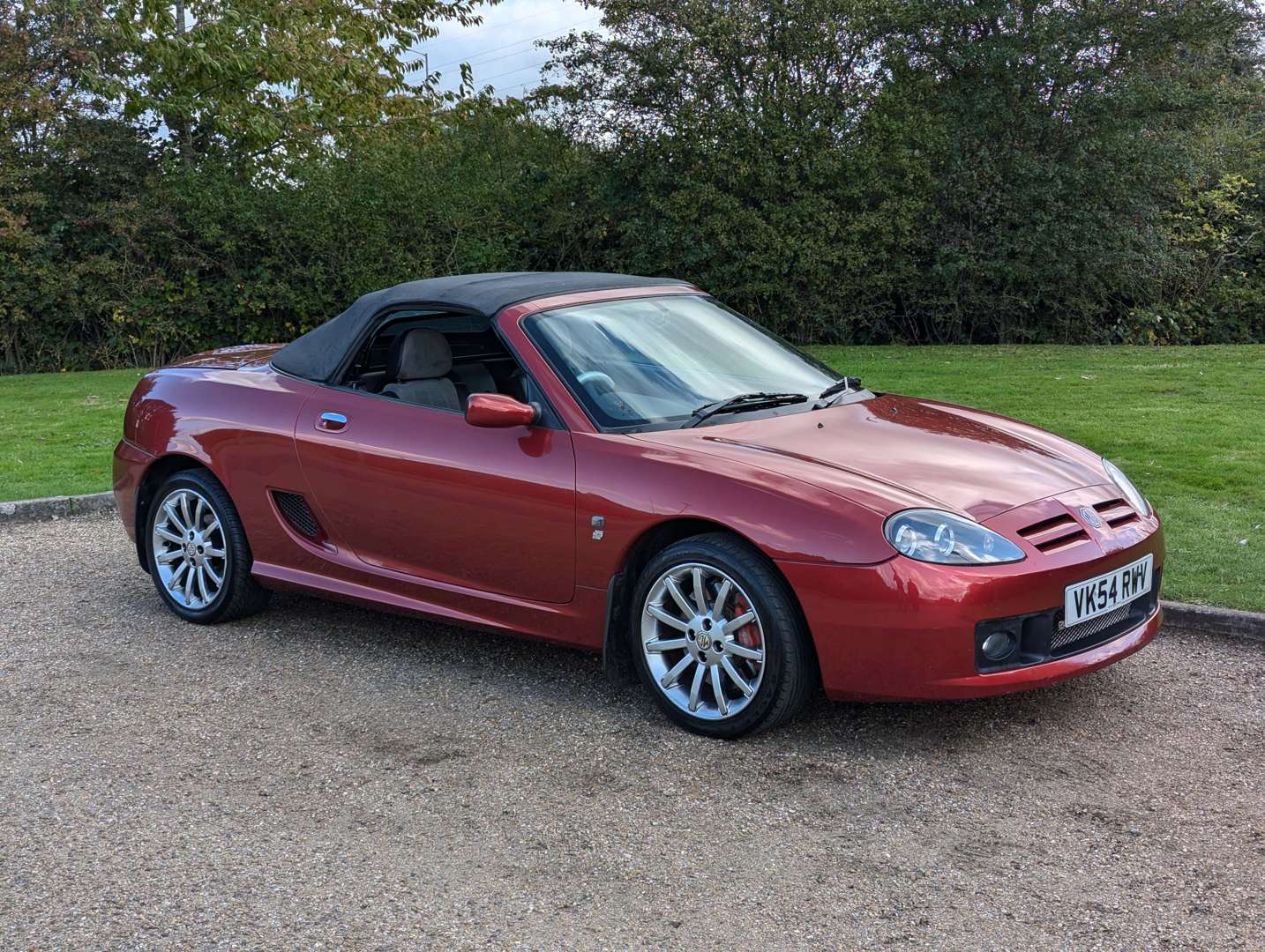 <p>2004 MG TF SPARK 135</p>