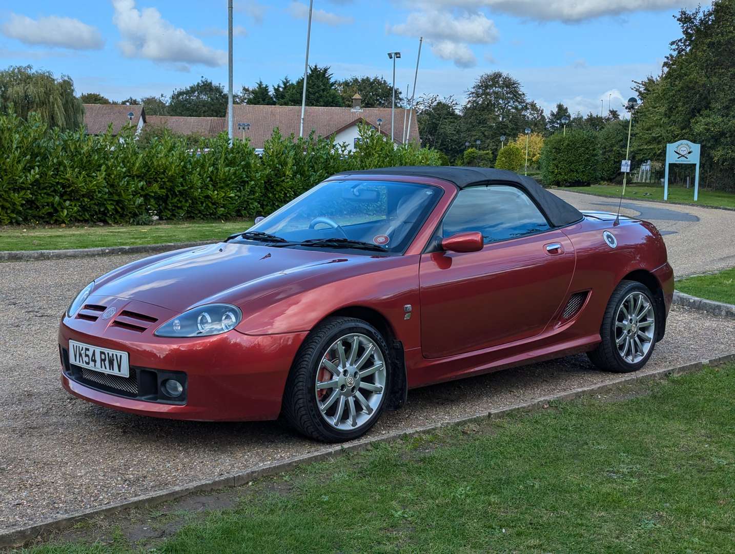 <p>2004 MG TF SPARK 135</p>