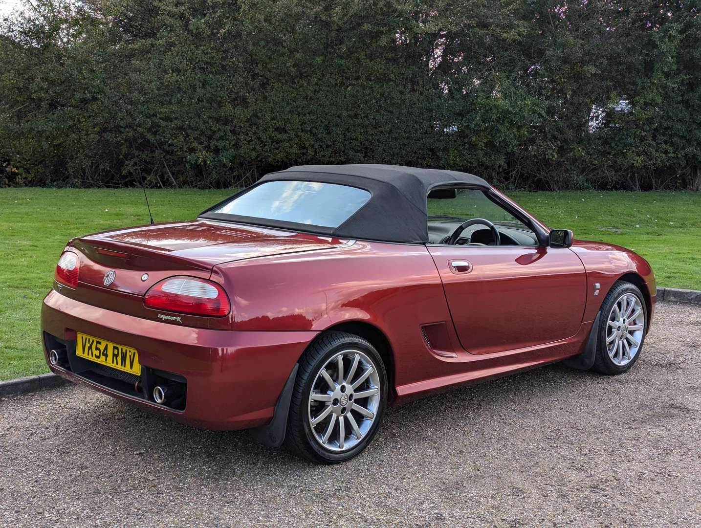 <p>2004 MG TF SPARK 135</p>