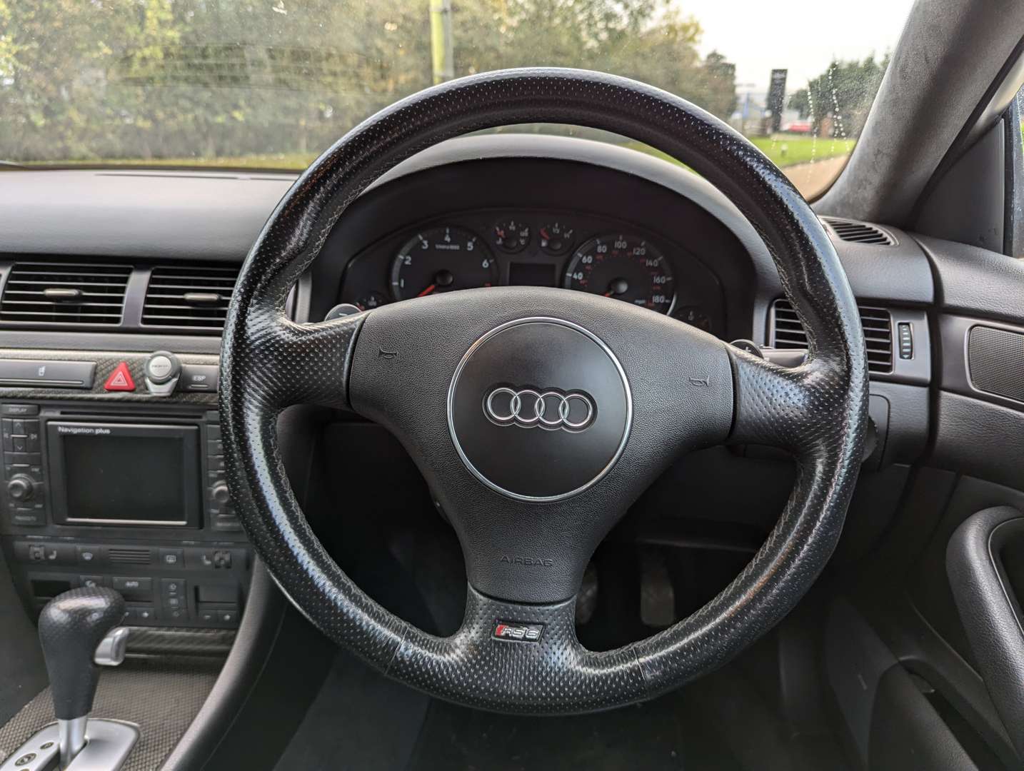 <p>2002 AUDI RS6 QUATTRO ESTATE AUTO</p>