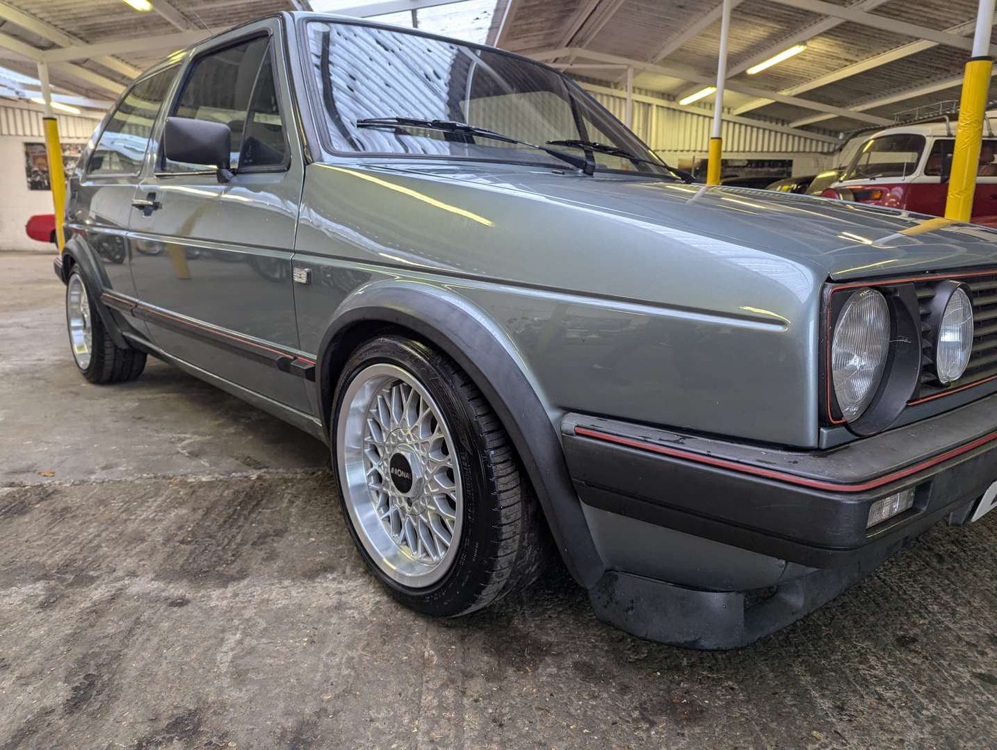 <p>1987 VW GOLF 1.8 GTI 16V</p>