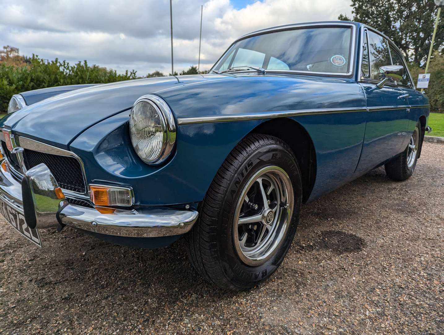 <p>1973 MG B GT</p>