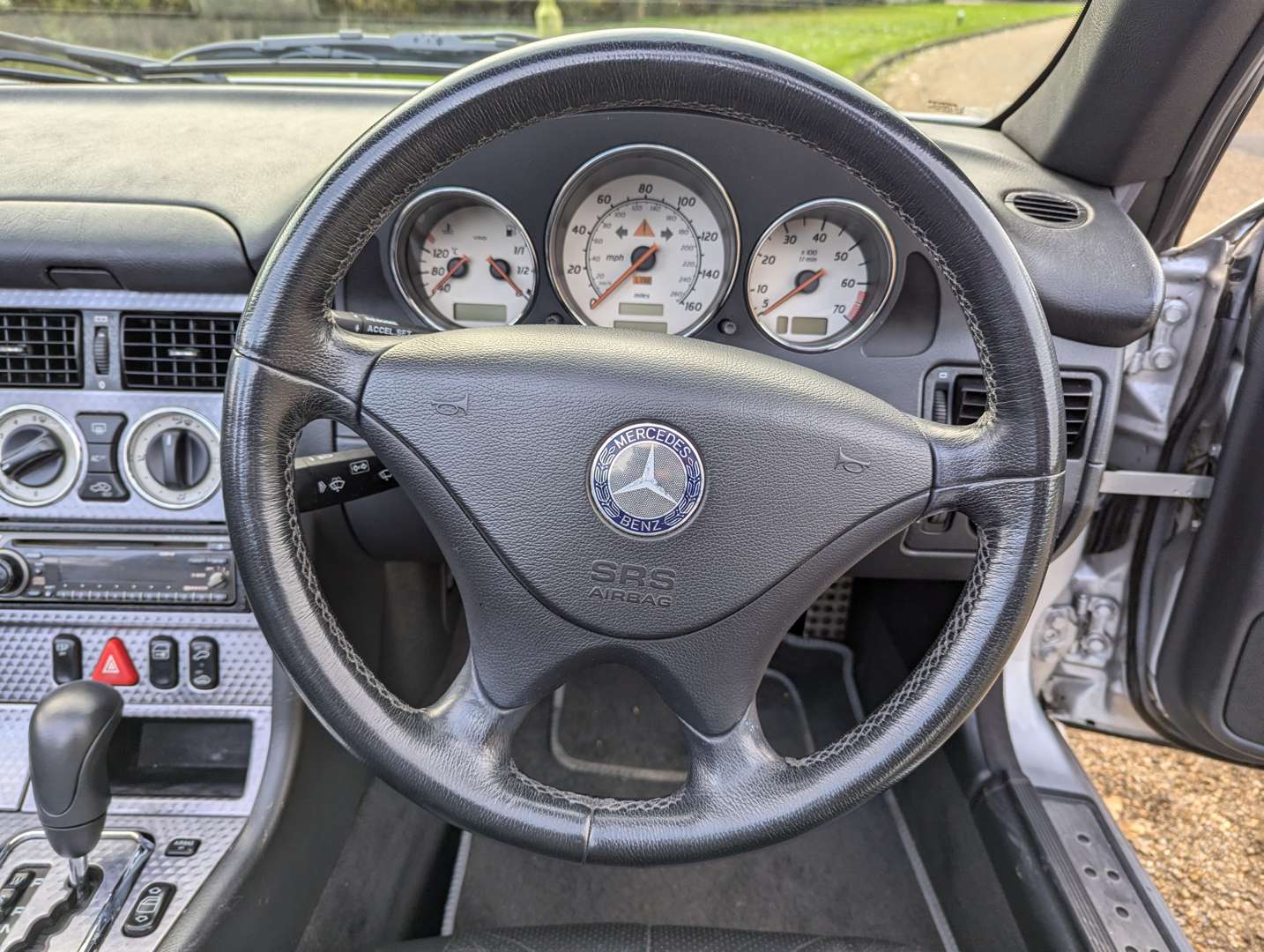 <p>2002 MERCEDES SLK 230 KOMPRESSOR AUTO</p>