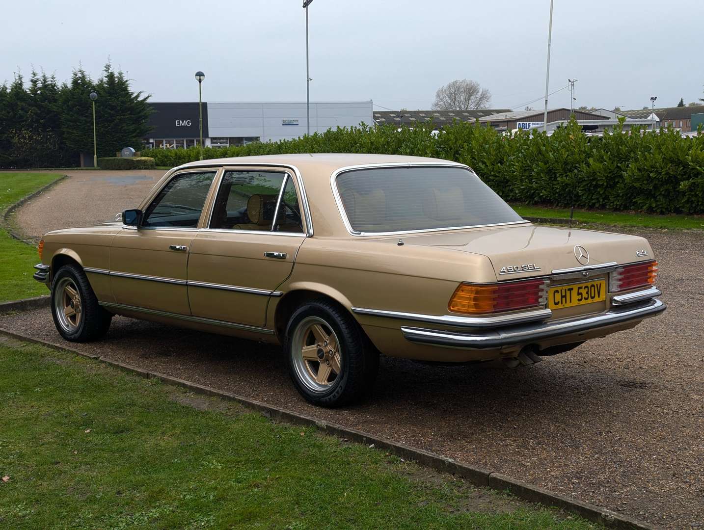 <p>1980 MERCEDES 450 SEL 6.9 AUTO</p>