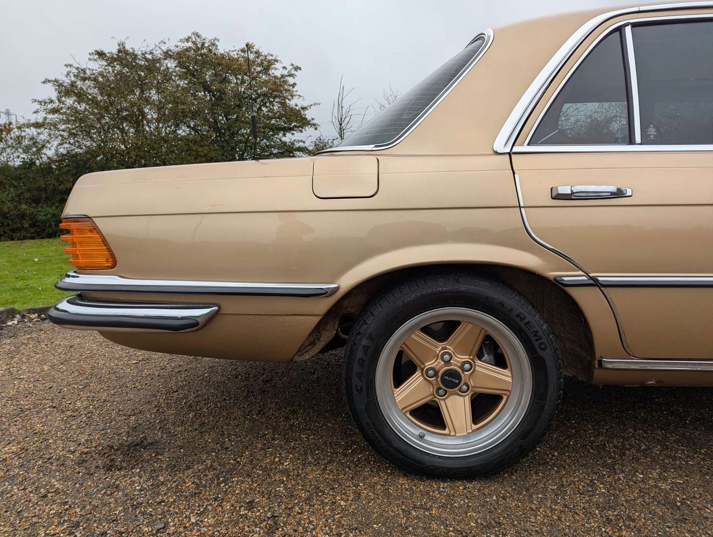 <p>1980 MERCEDES 450 SEL 6.9 AUTO</p>