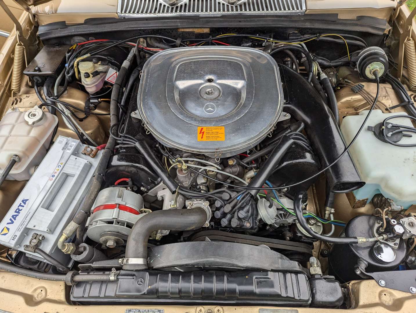 <p>1980 MERCEDES 450 SEL 6.9 AUTO</p>