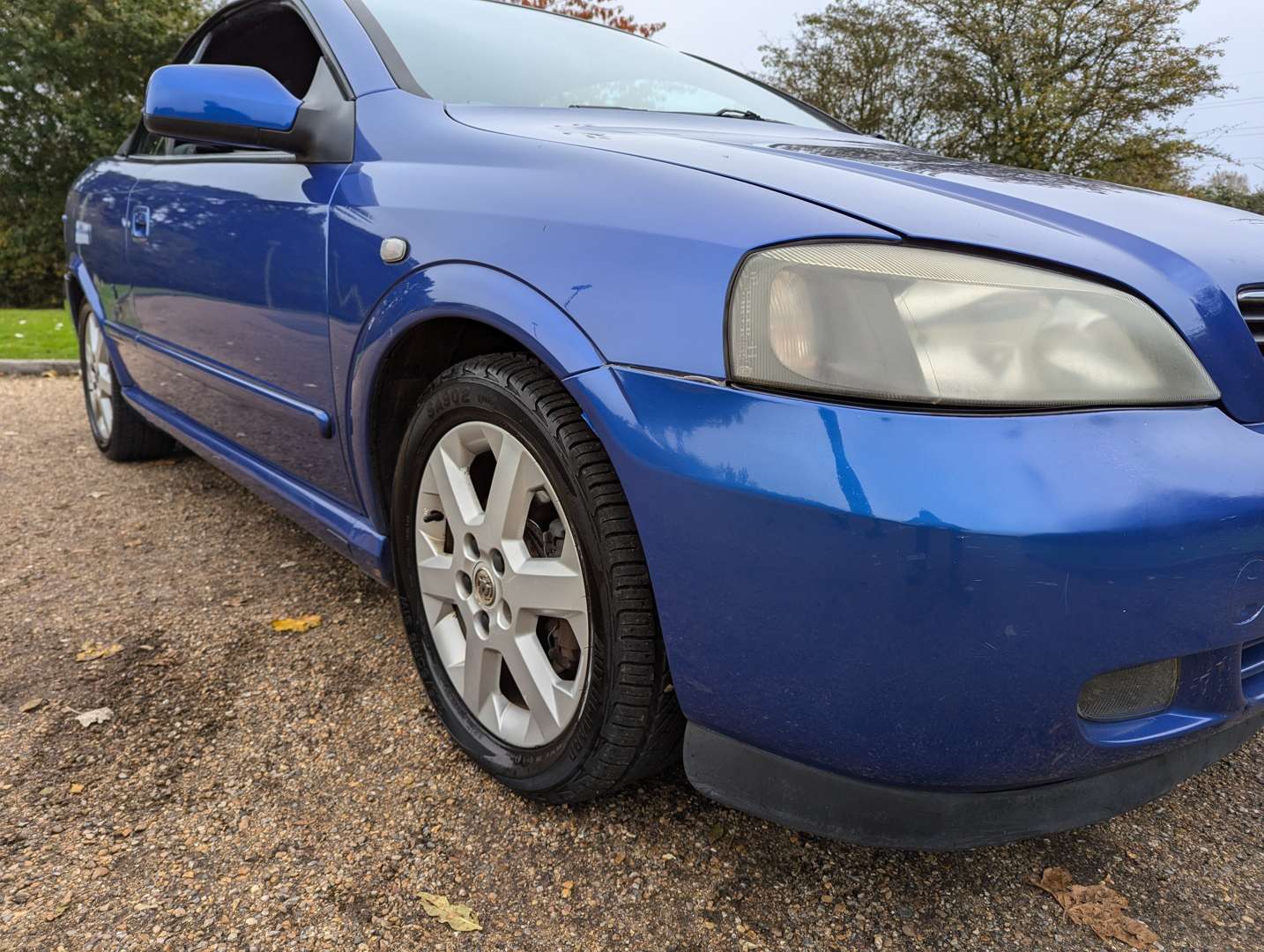 <p>2004 VAUXHALL ASTRA COUPE CONVERTIBLE AUTO</p>