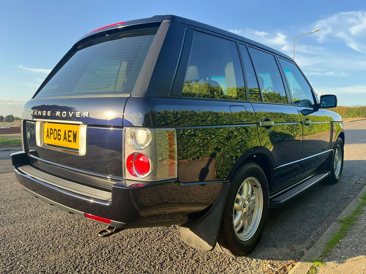 <p>2006 RANGE ROVER TD6 SE 3,780 MILES</p>