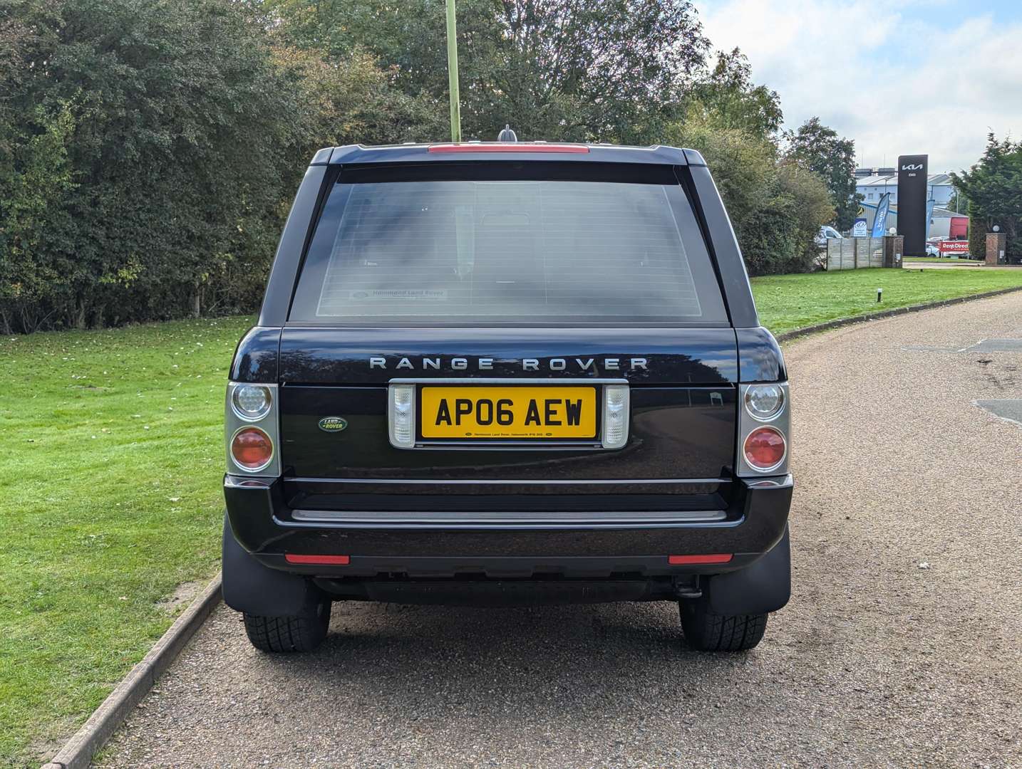 <p>2006 RANGE ROVER TD6 SE 3,780 MILES</p>