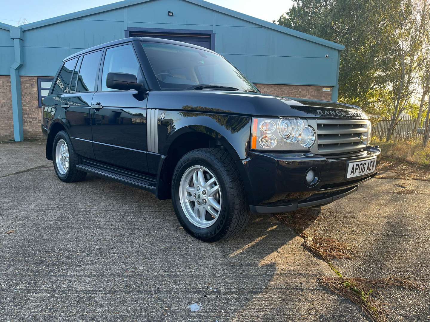 <p>2006 RANGE ROVER TD6 SE 3,780 MILES</p>