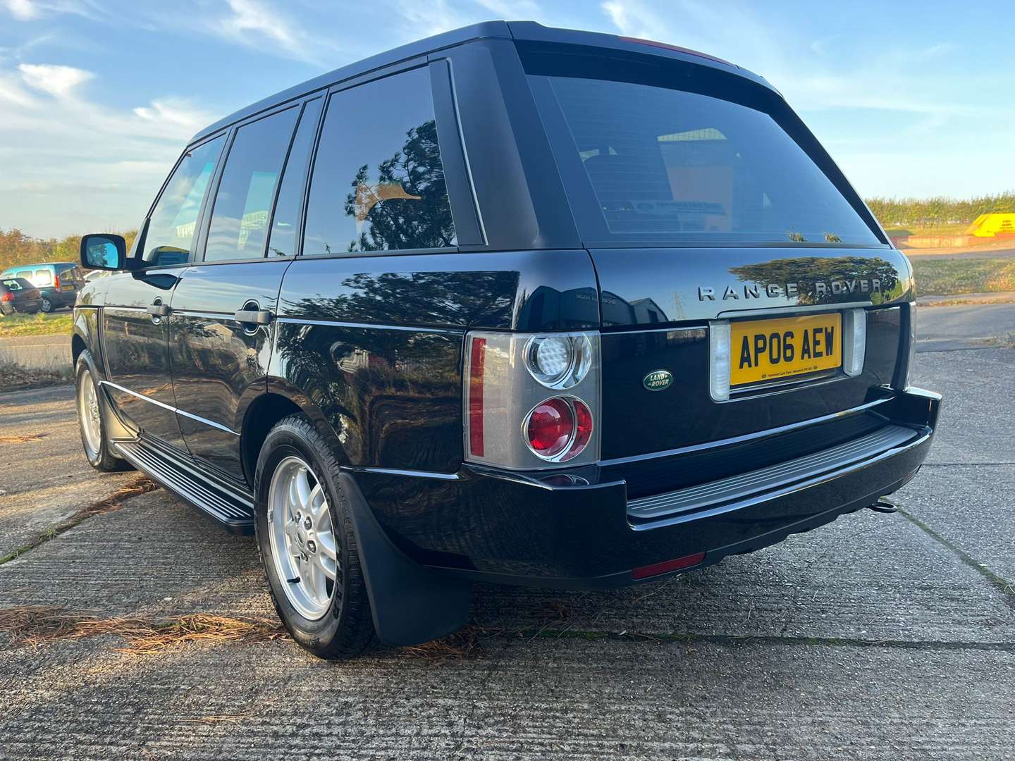 <p>2006 RANGE ROVER TD6 SE 3,780 MILES</p>