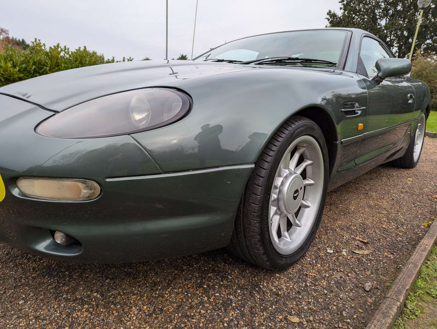 <p>1995 ASTON MARTIN DB7 COUPE</p>