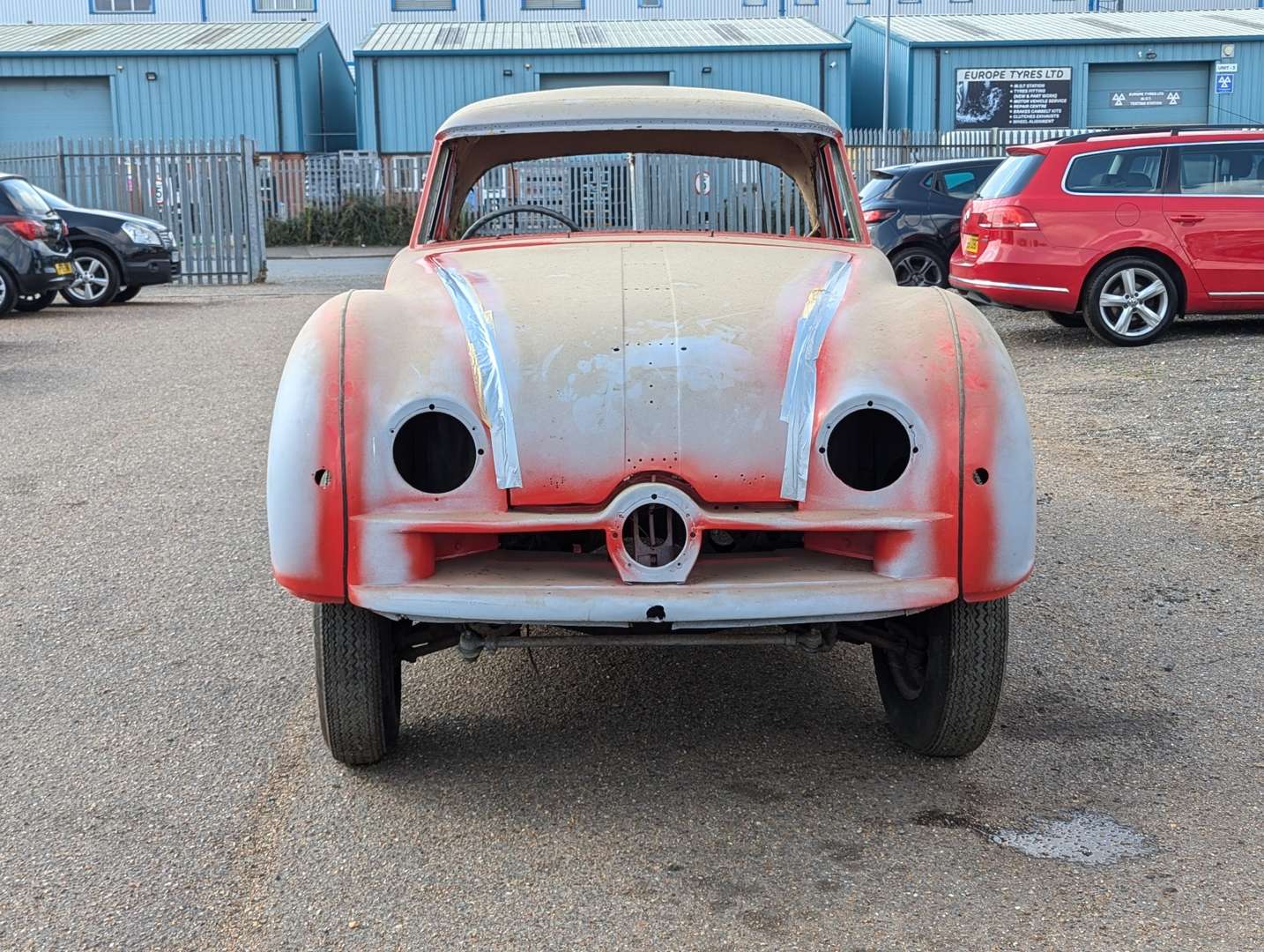 <p>1952 AUSTIN A90 ATLANTIC</p>