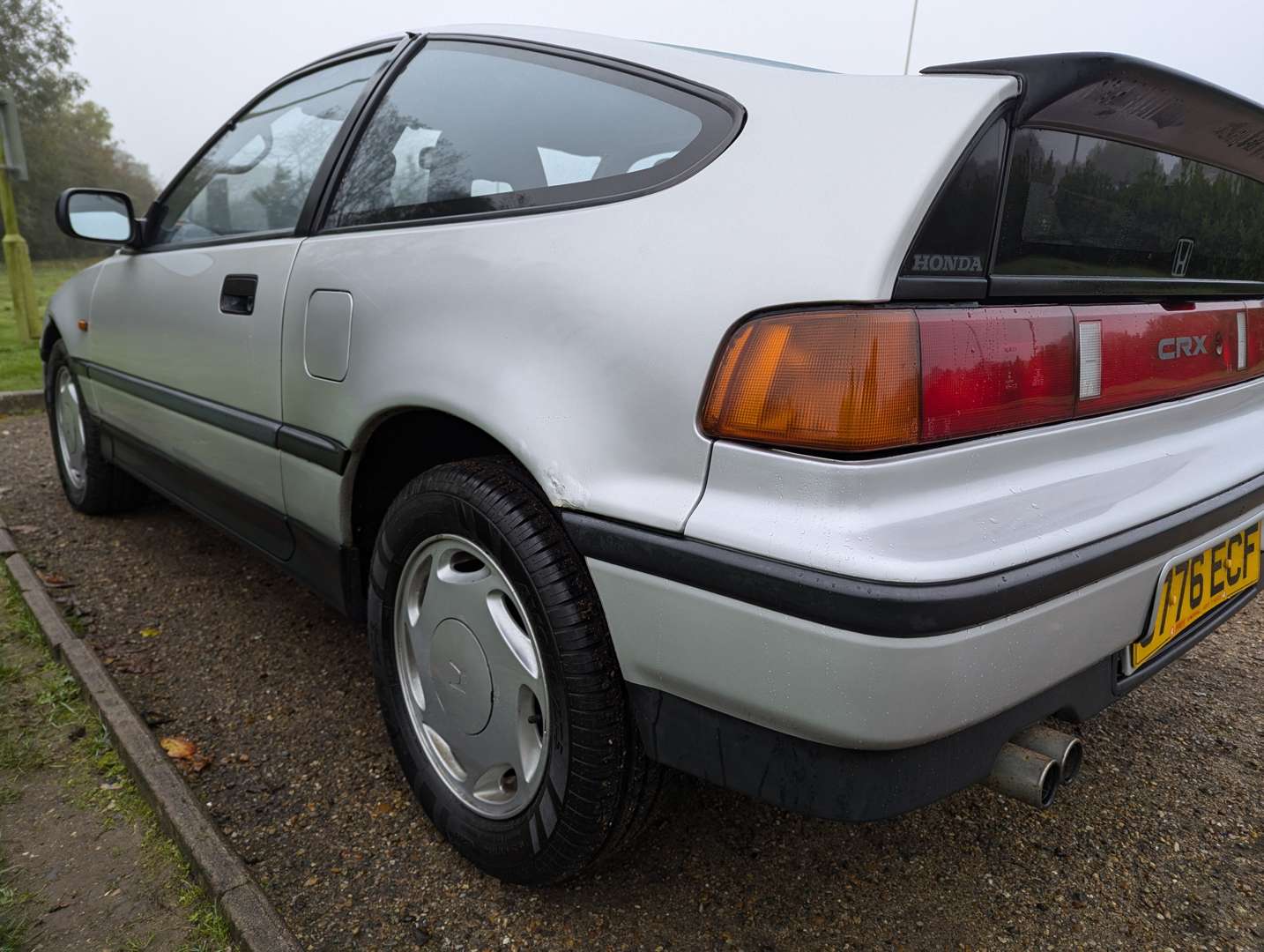 <p>1989 HONDA CR-X</p>