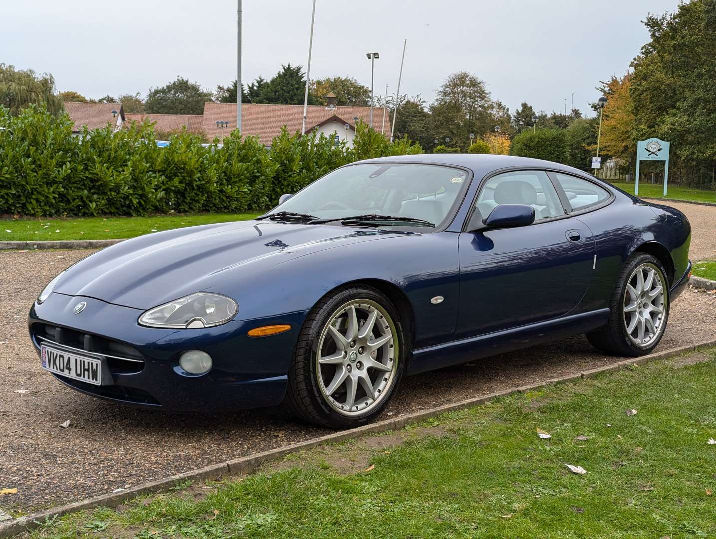 <p>2004 JAGUAR XK8 4.2 COUPE AUTO</p>