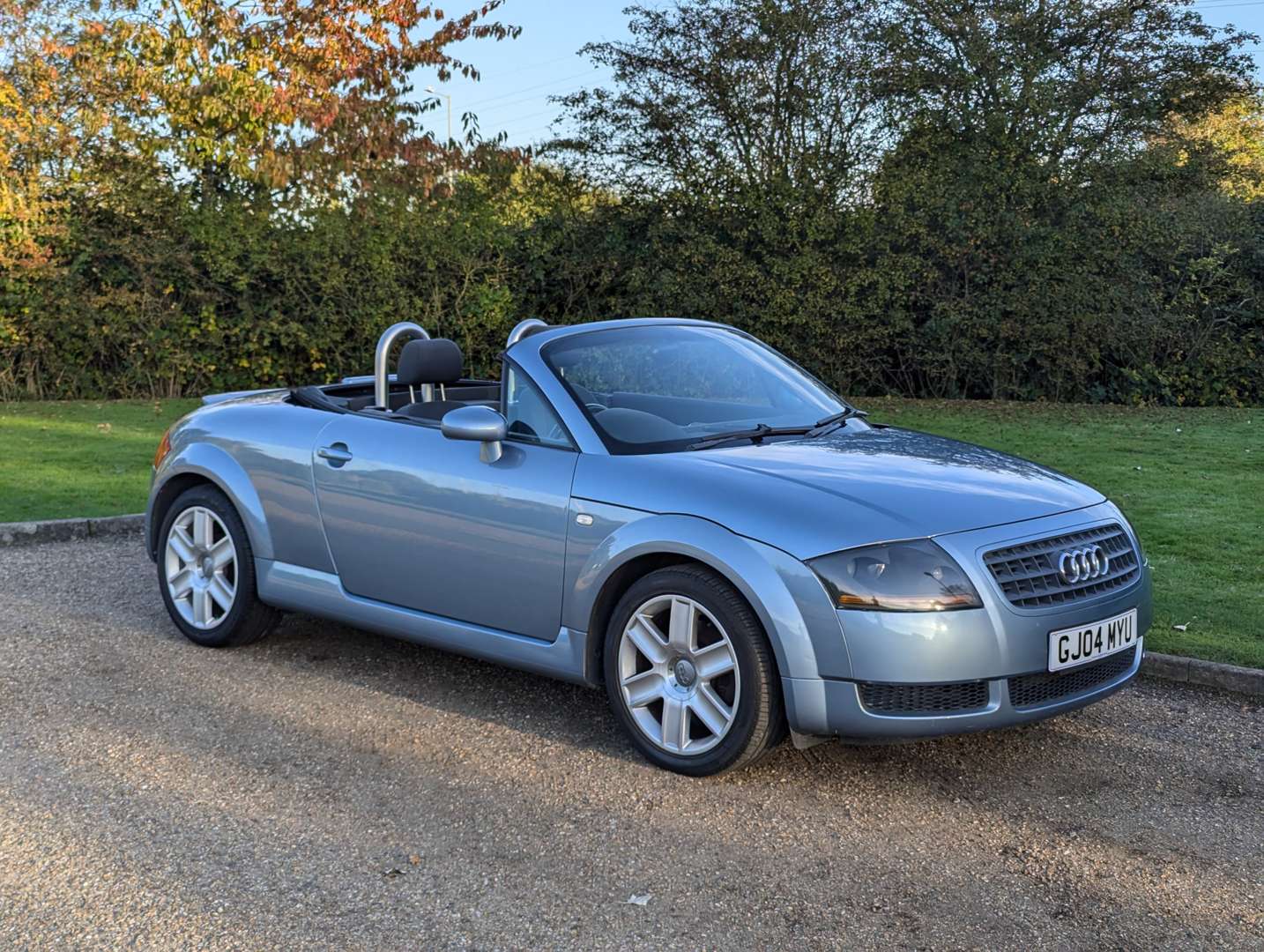 <p>2004 AUDI TT 1.8 ROADSTER (150 BHP)</p>