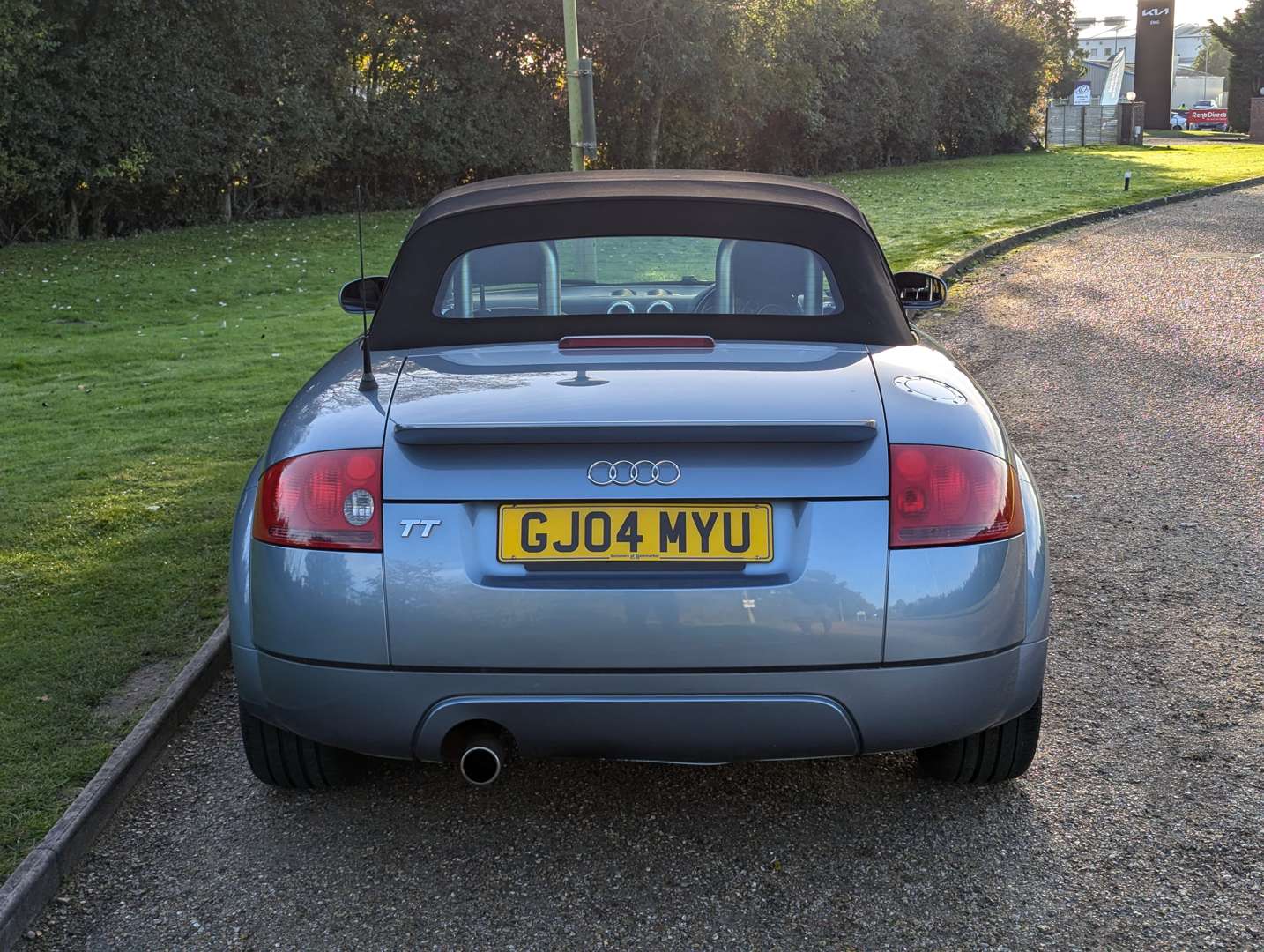 <p>2004 AUDI TT 1.8 ROADSTER (150 BHP)</p>