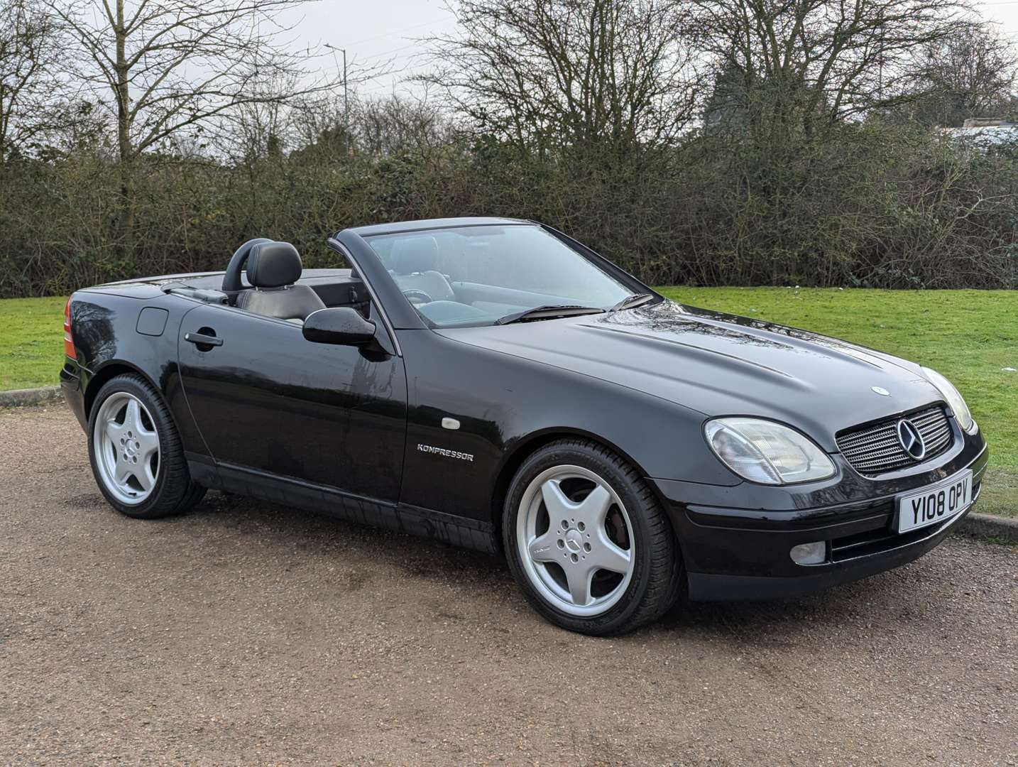 <p>2001 MERCEDES SLK 230 KOMPRESSOR</p>