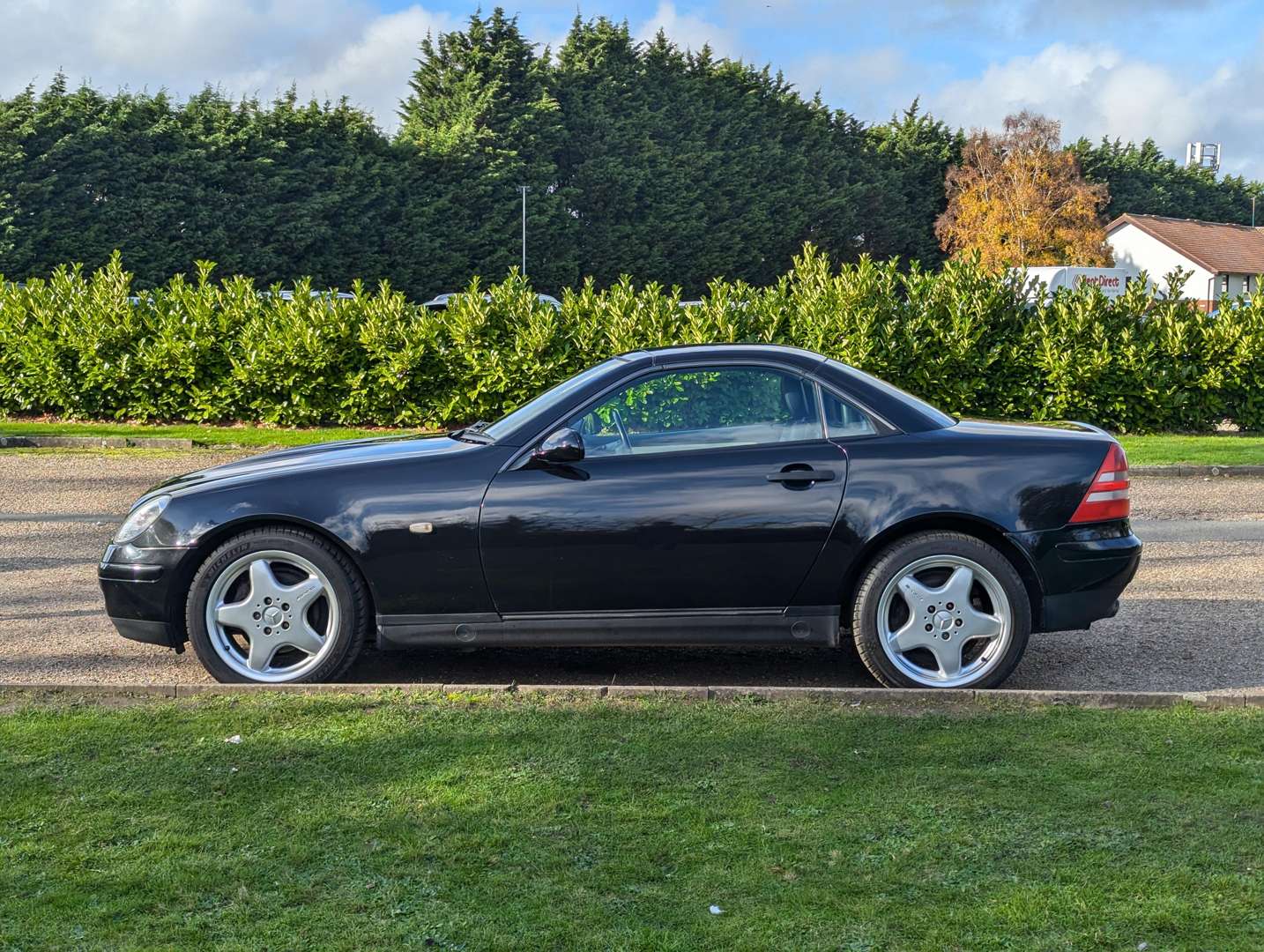 <p>2001 MERCEDES SLK 230 KOMPRESSOR</p>