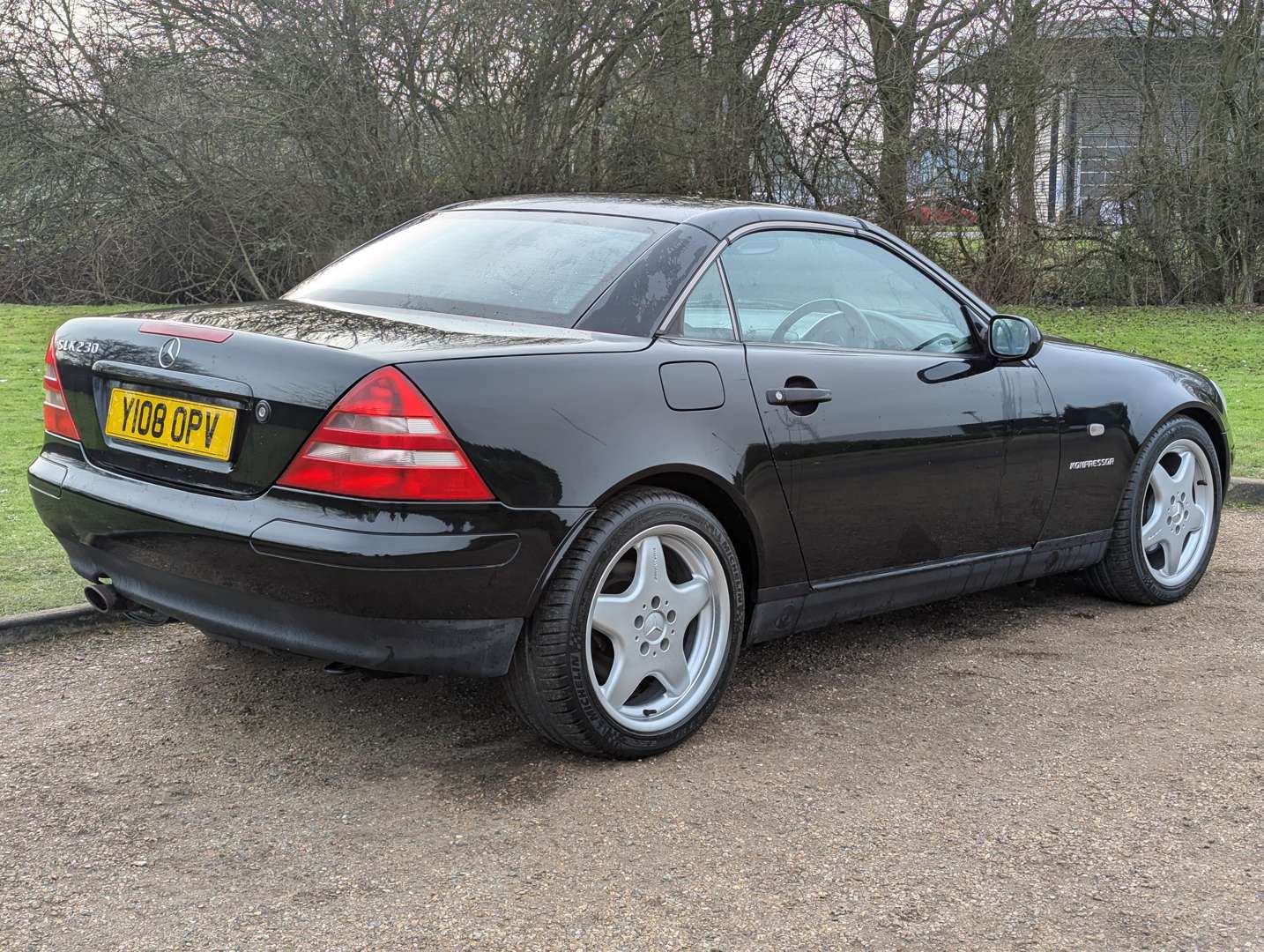 <p>2001 MERCEDES SLK 230 KOMPRESSOR</p>