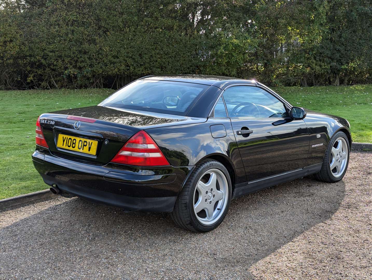 <p>2001 MERCEDES SLK 230 KOMPRESSOR</p>