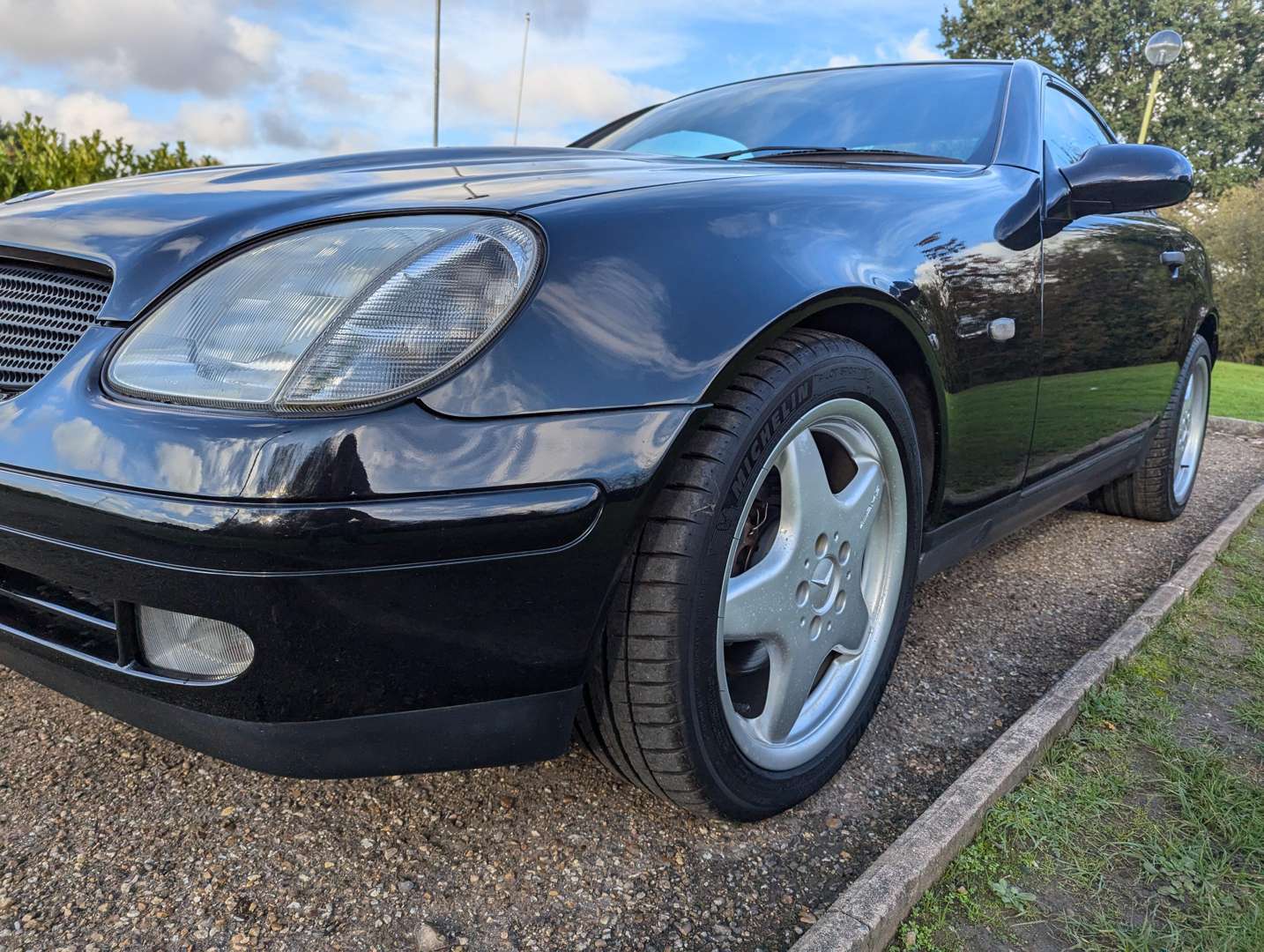 <p>2001 MERCEDES SLK 230 KOMPRESSOR</p>